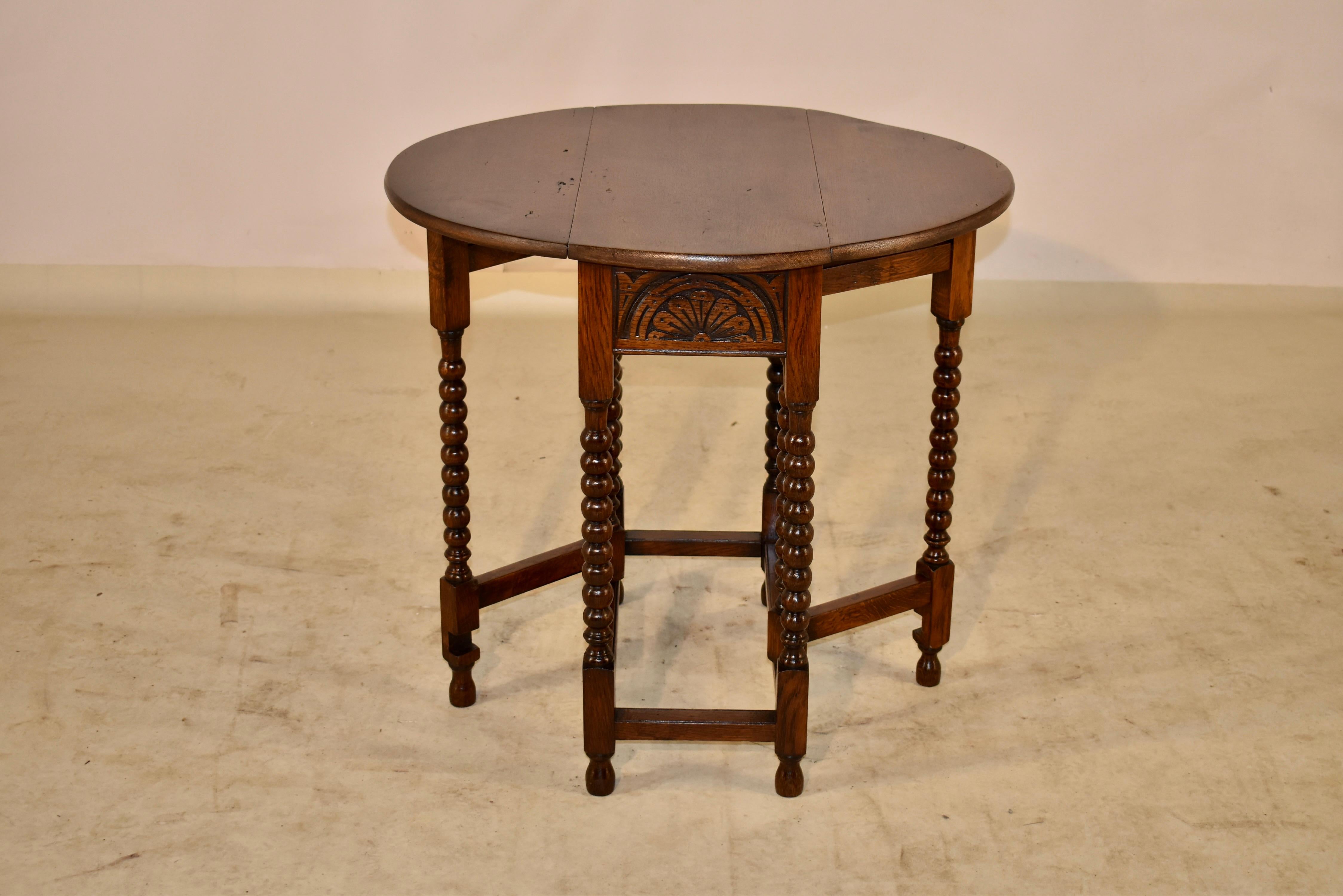 Oak Early 19th Century Gate Leg Side Table