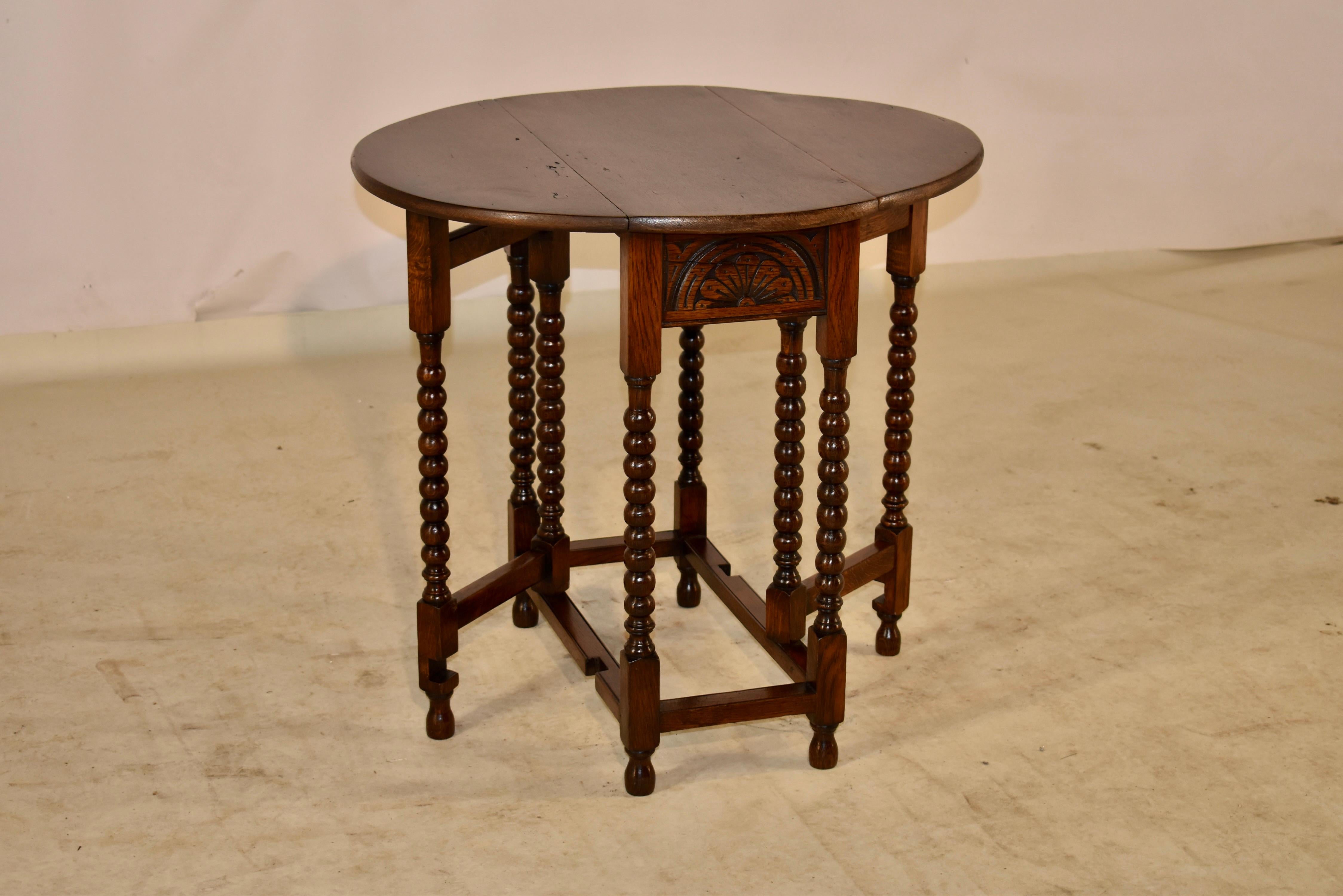 Early 19th Century Gate Leg Side Table 1