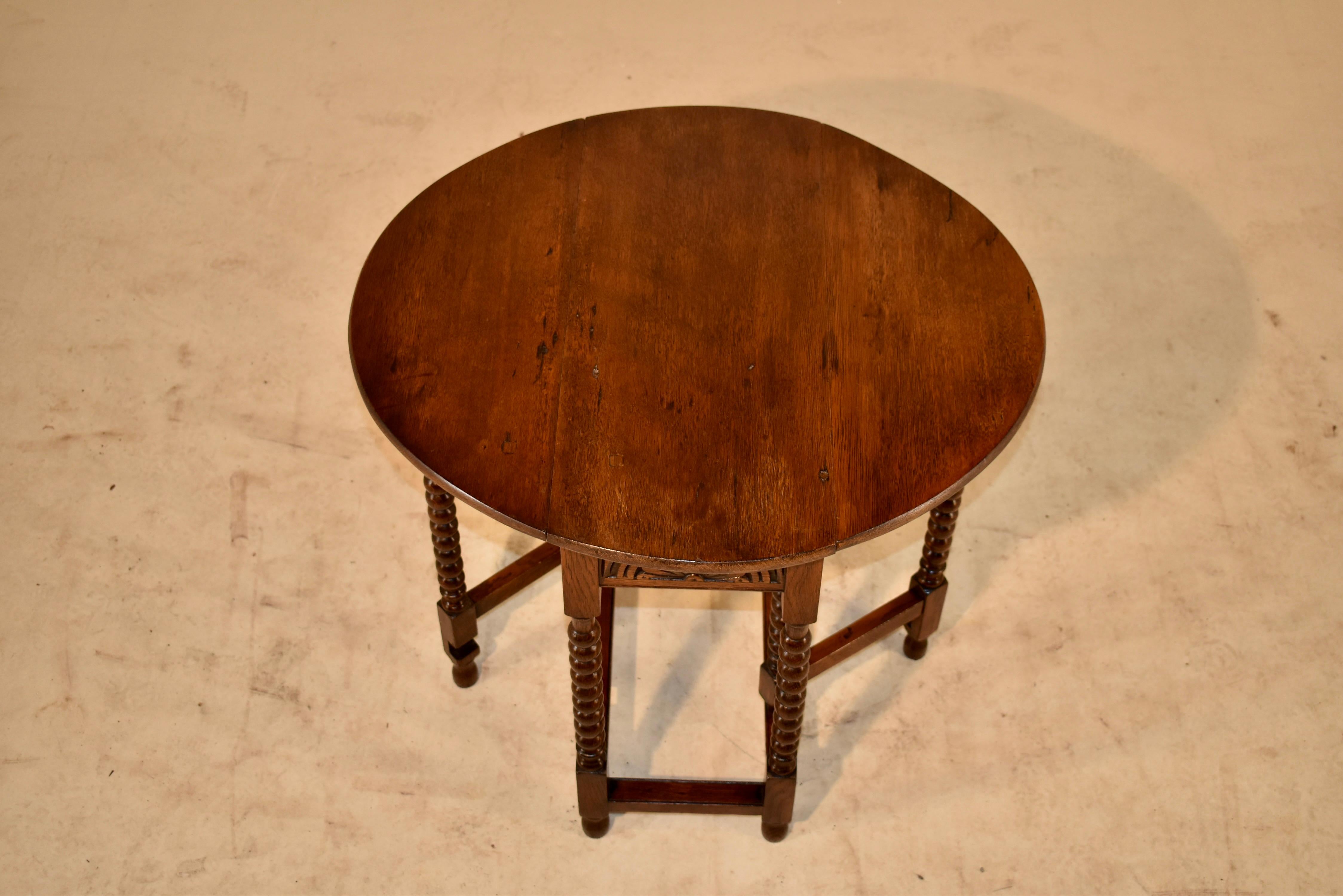 Early 19th Century Gate Leg Side Table 2