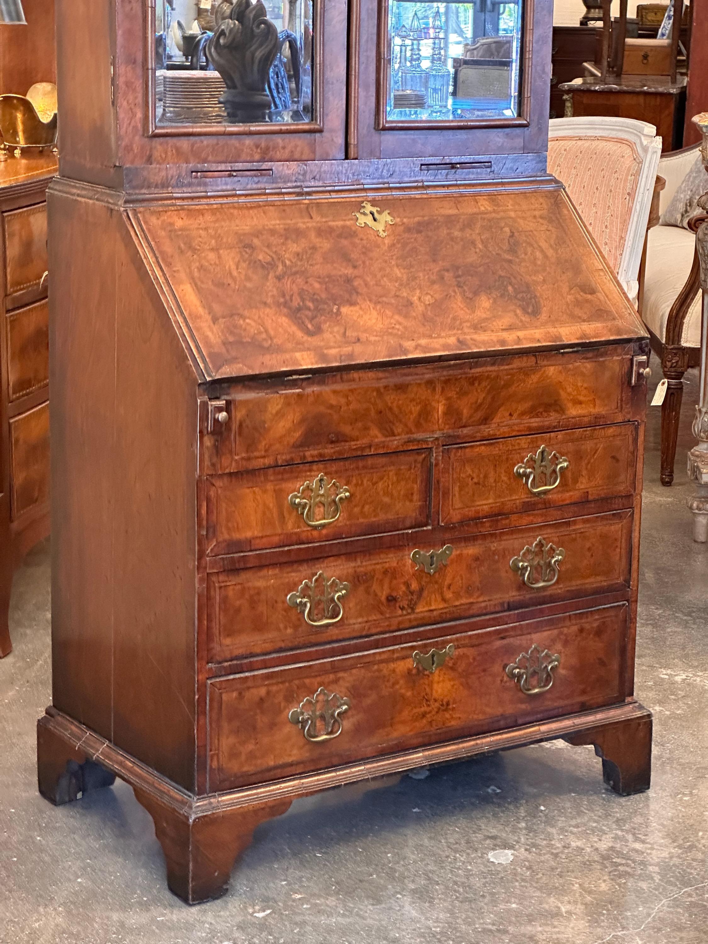 Early 19th Century George II Walnut Secretary With Mirrored Doors For Sale 2