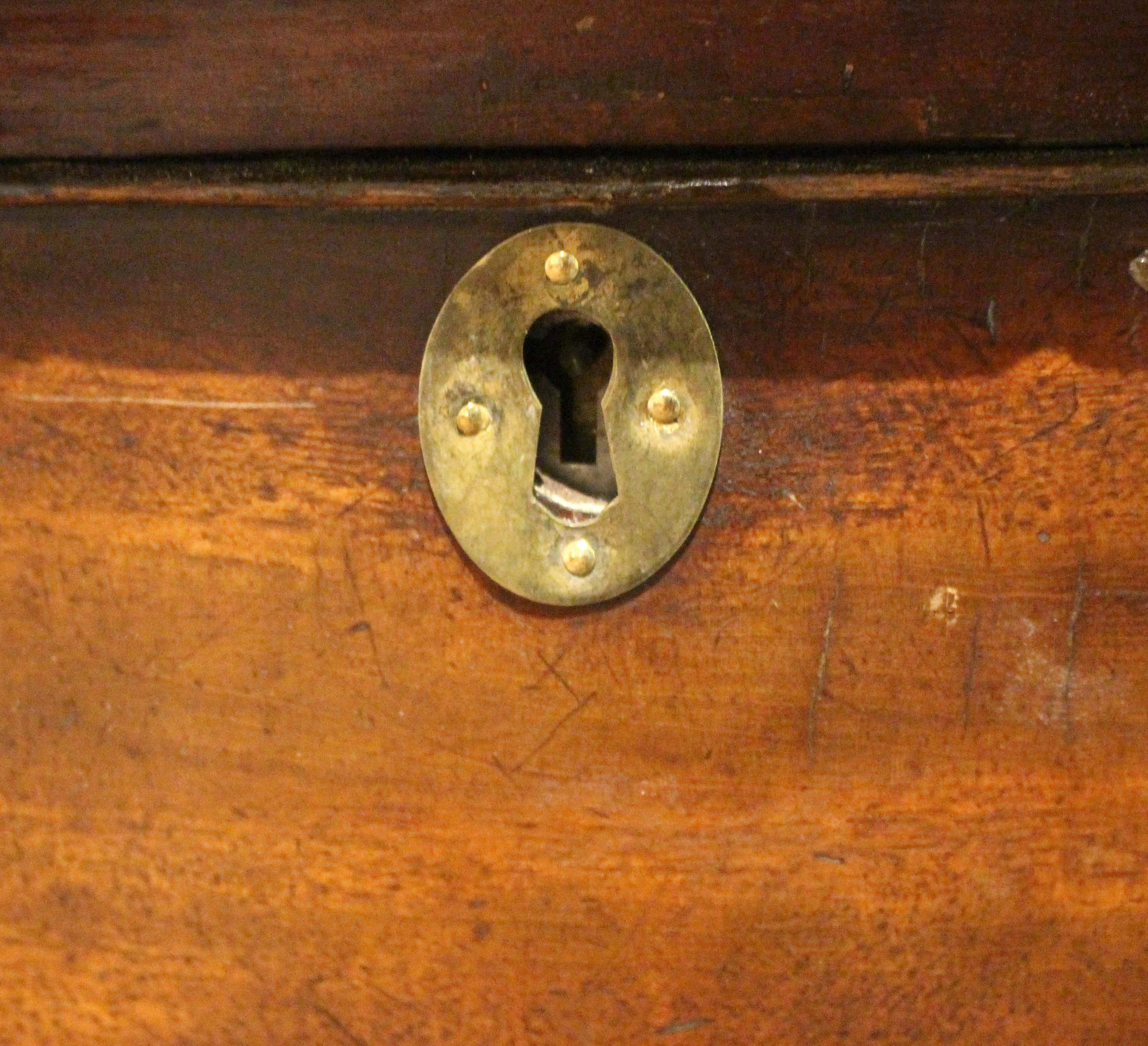 Credenza a forma di serpente inglese del primo Ottocento Giorgio III in vendita 1