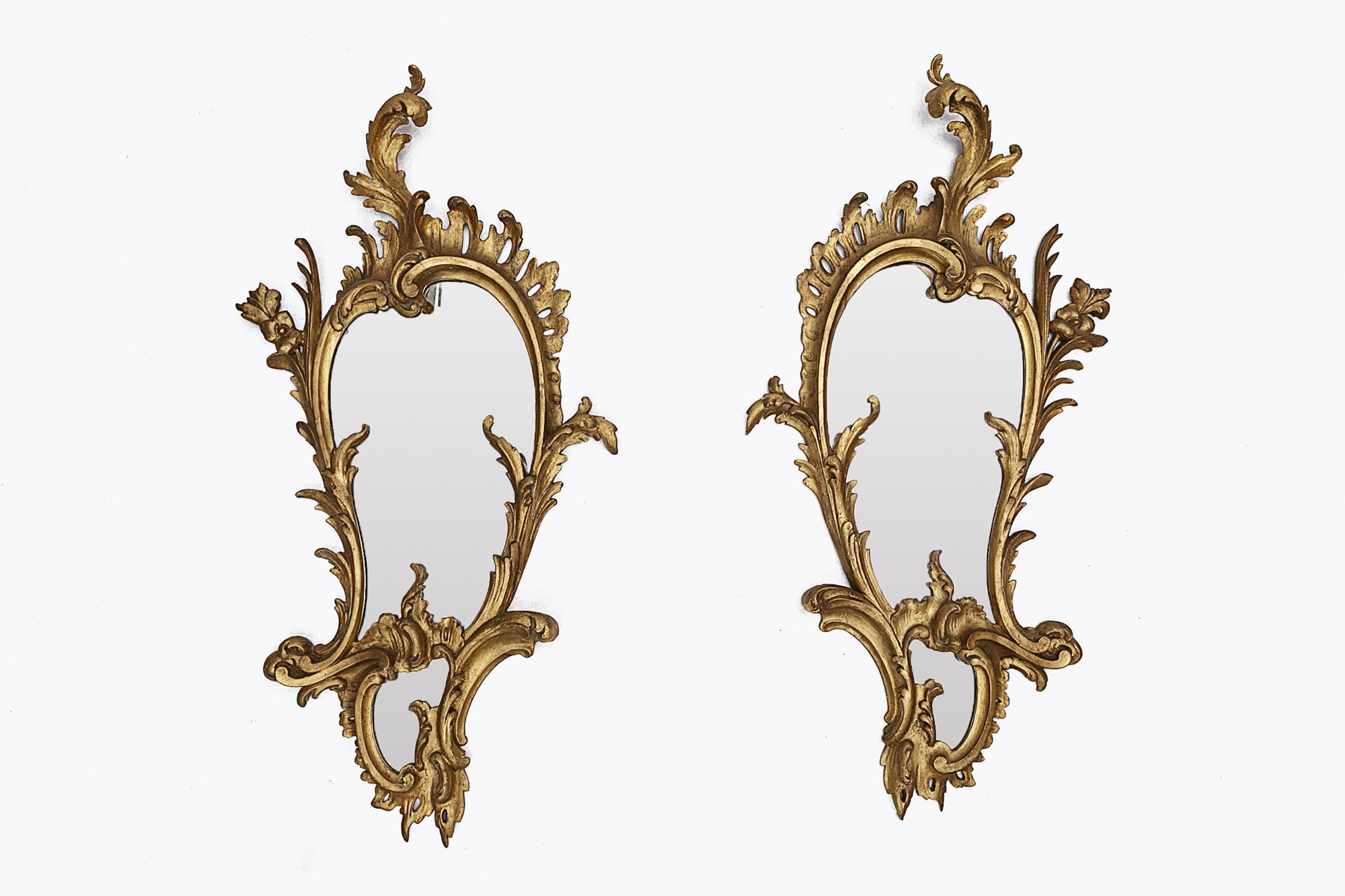 William IV 19th Century Irish Pair of Giltwood Mirrors