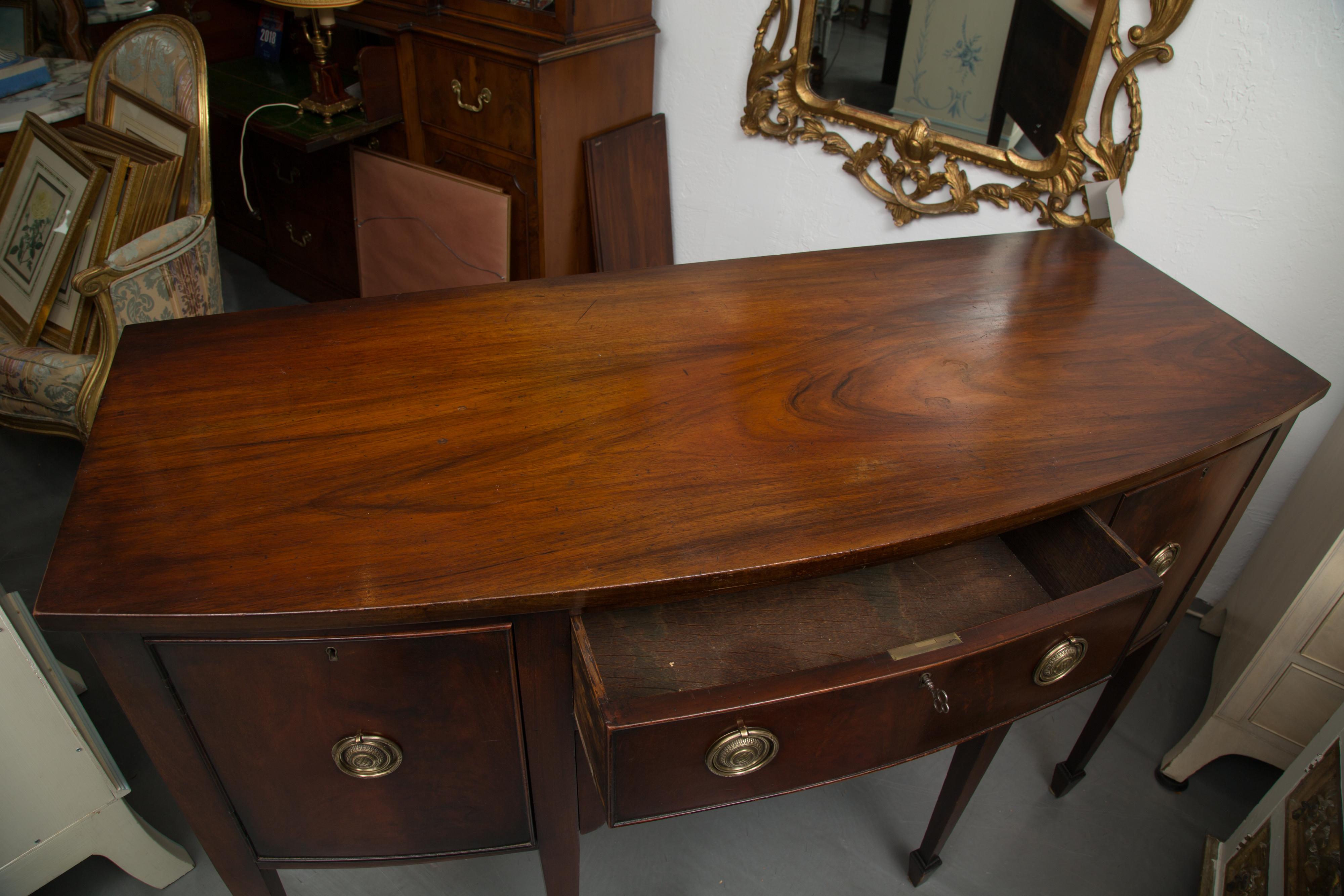 Early 19th Century George III Mahogany Sideboard In Good Condition In WEST PALM BEACH, FL
