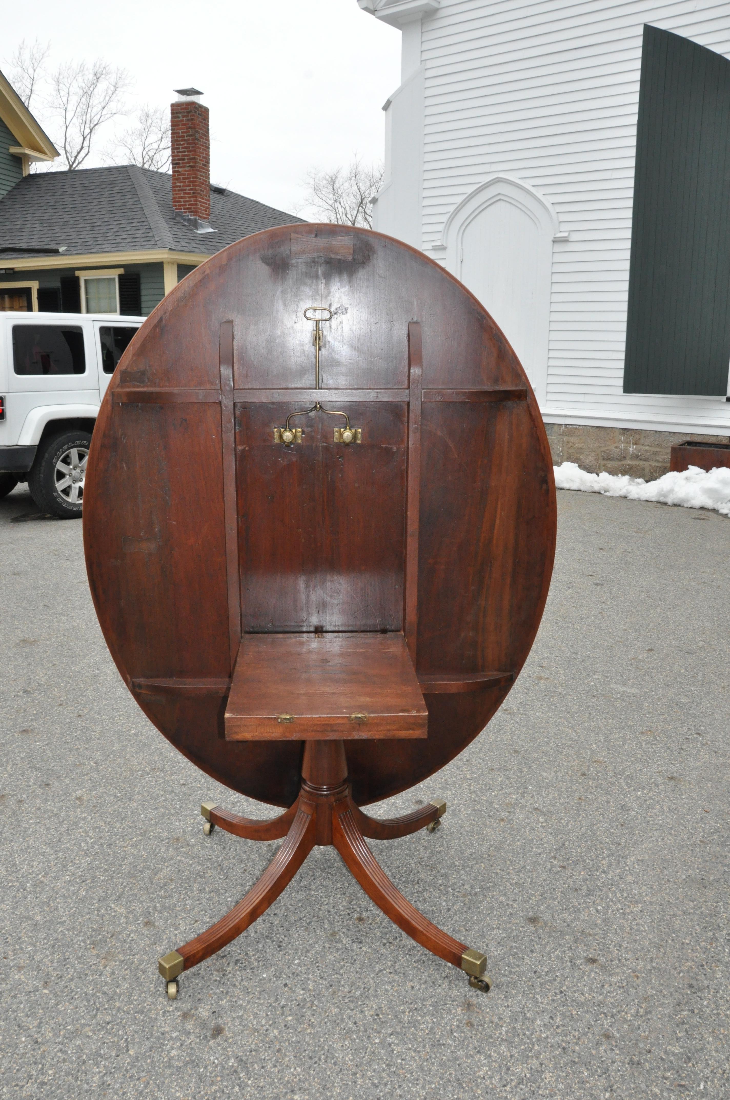 Early 19th Century George III Oval Mahogany Breakfast Dining Table 1