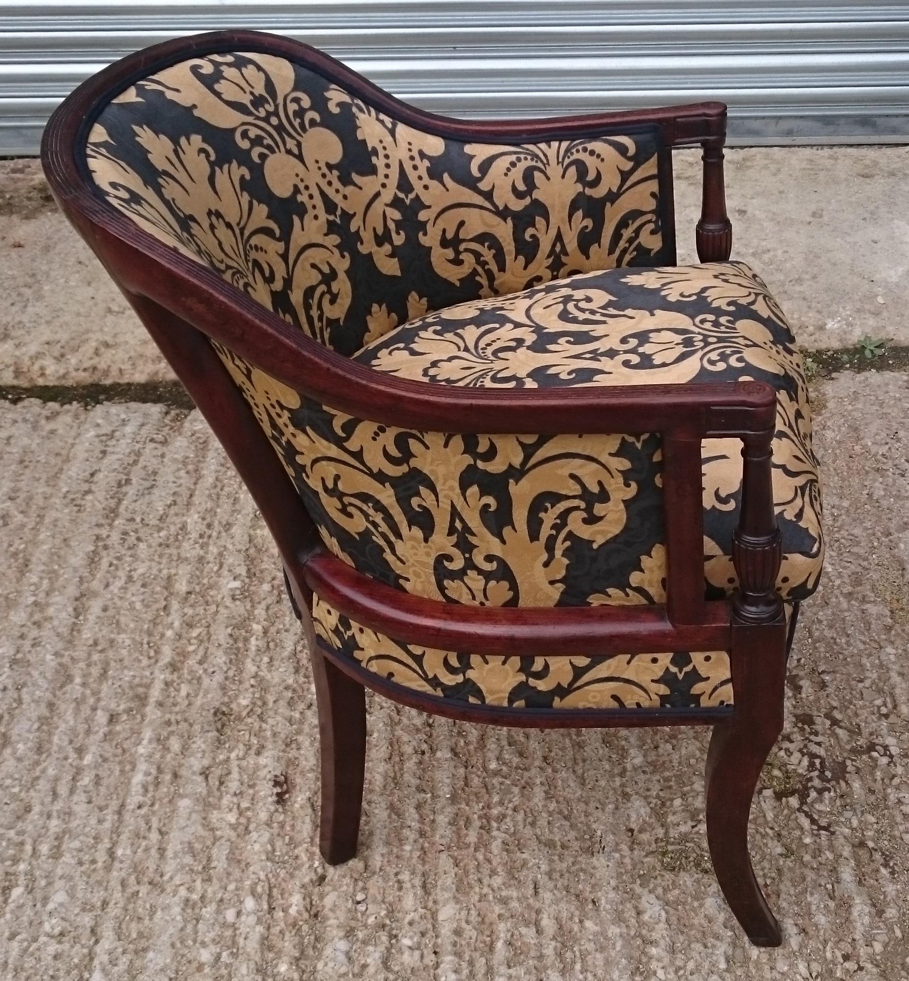 Early 19th Century George III Period Mahogany Antique Library Chair In Good Condition For Sale In Gloucestershire, GB