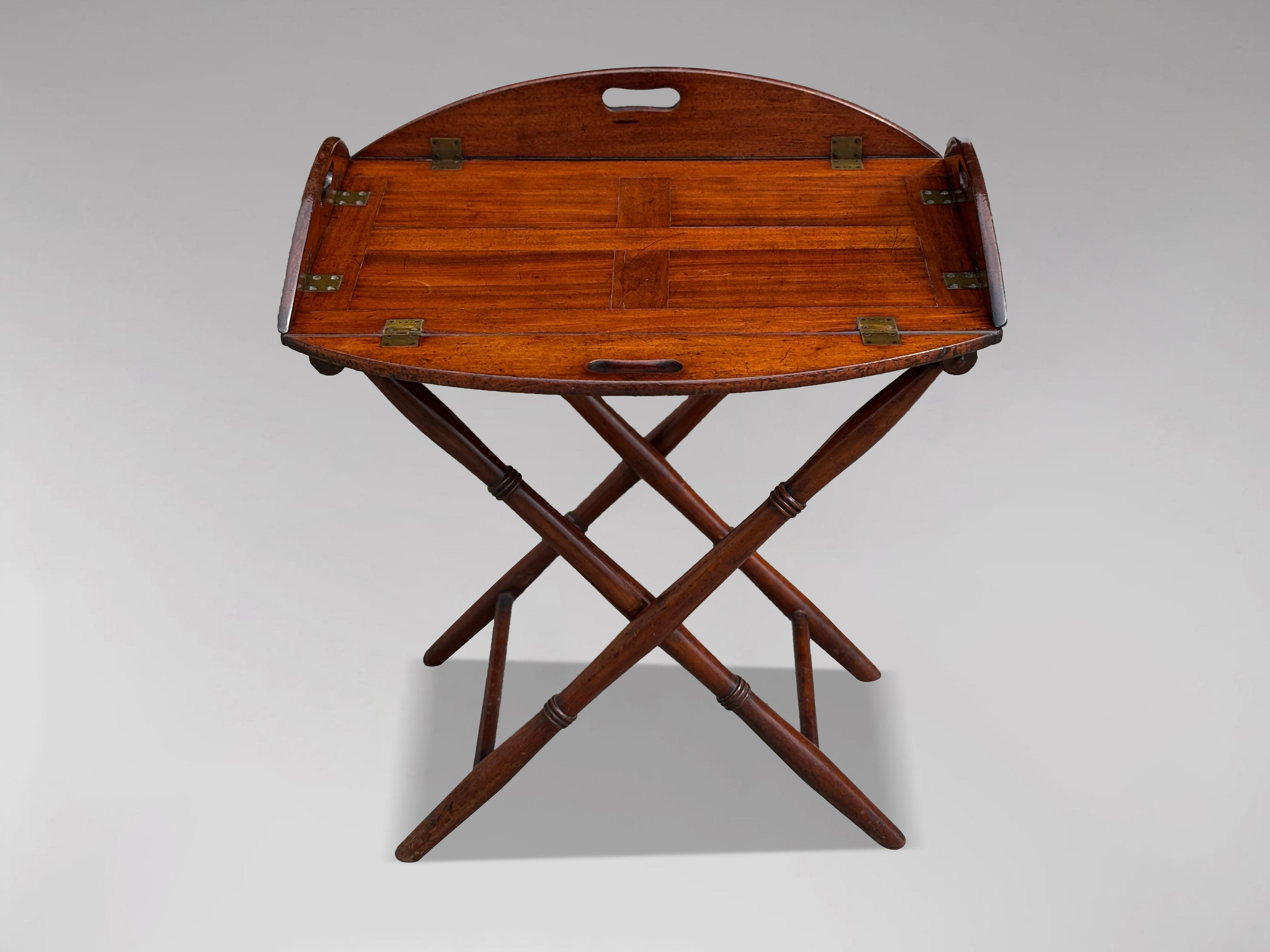 Frühe 19. Jahrhundert George III Periode Mahagoni Butler's Tablett auf Stand (George III.) im Angebot