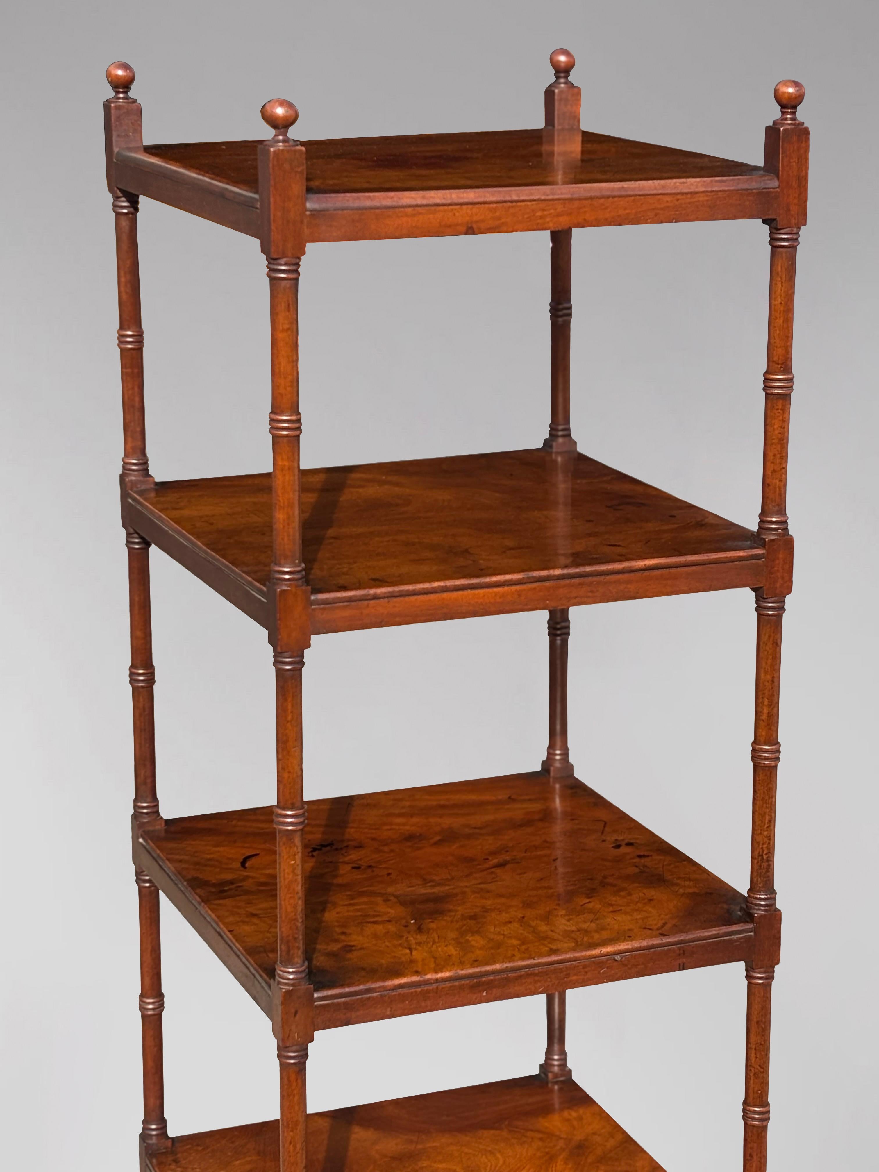 Début du 19e siècle, période George III Grand pupitre à musique en acajou Whatnot Bon état - En vente à Petworth,West Sussex, GB