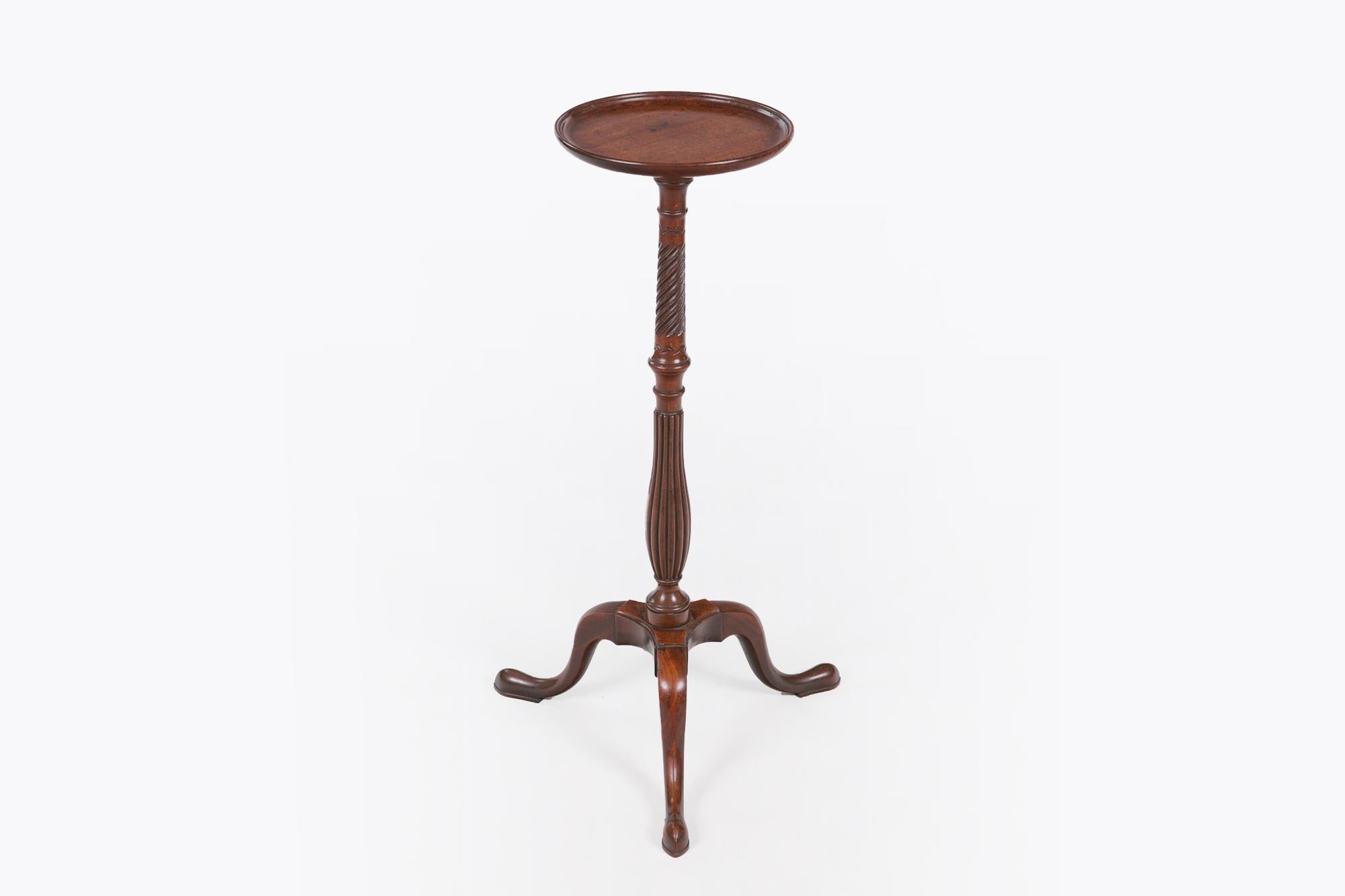 Mesa de vino Jorge III de principios del siglo XIX en Bueno estado para la venta en Dublin 8, IE