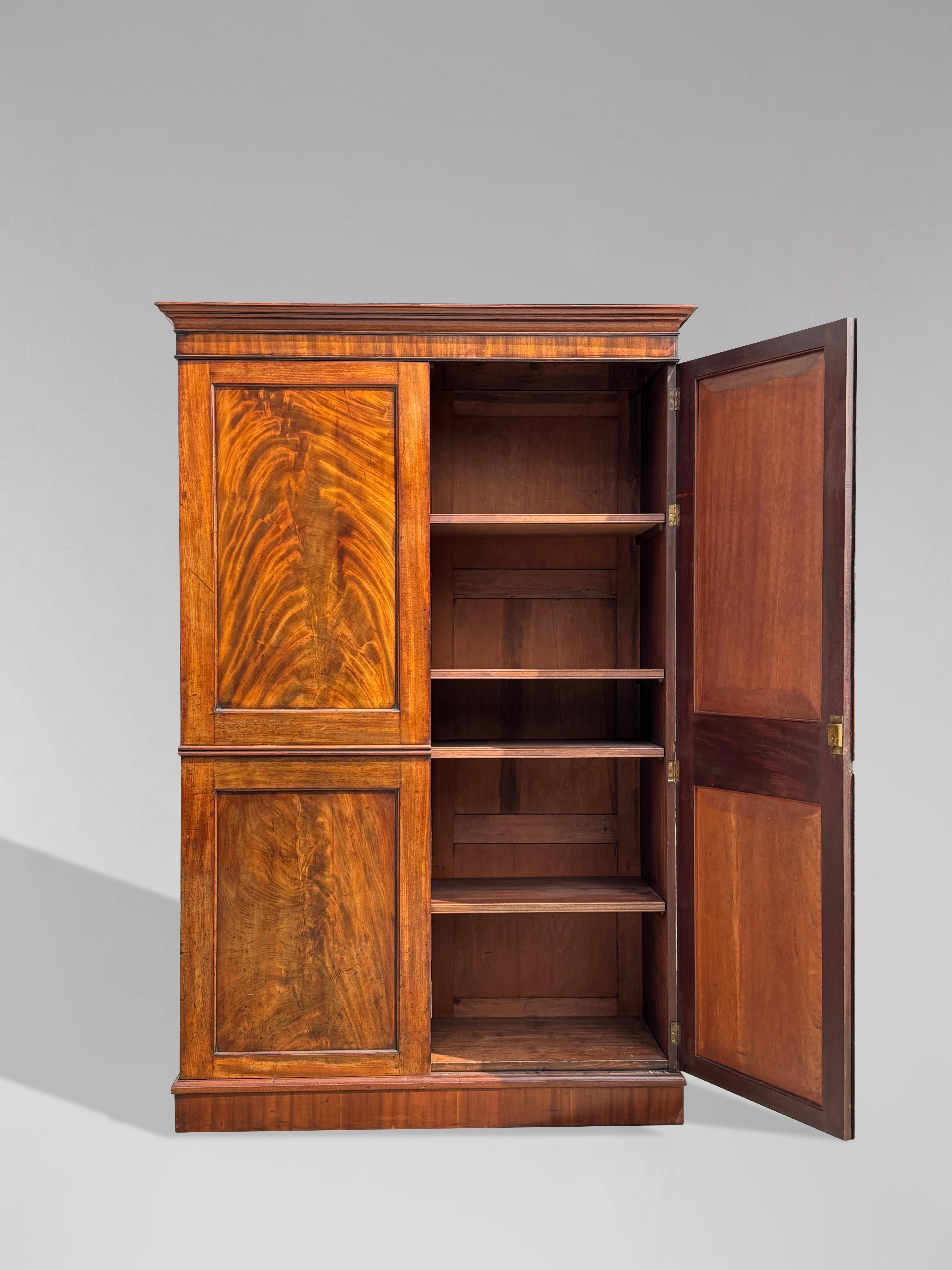 Early 19th Century George IV Period Mahogany Wardrobe In Good Condition For Sale In Petworth,West Sussex, GB