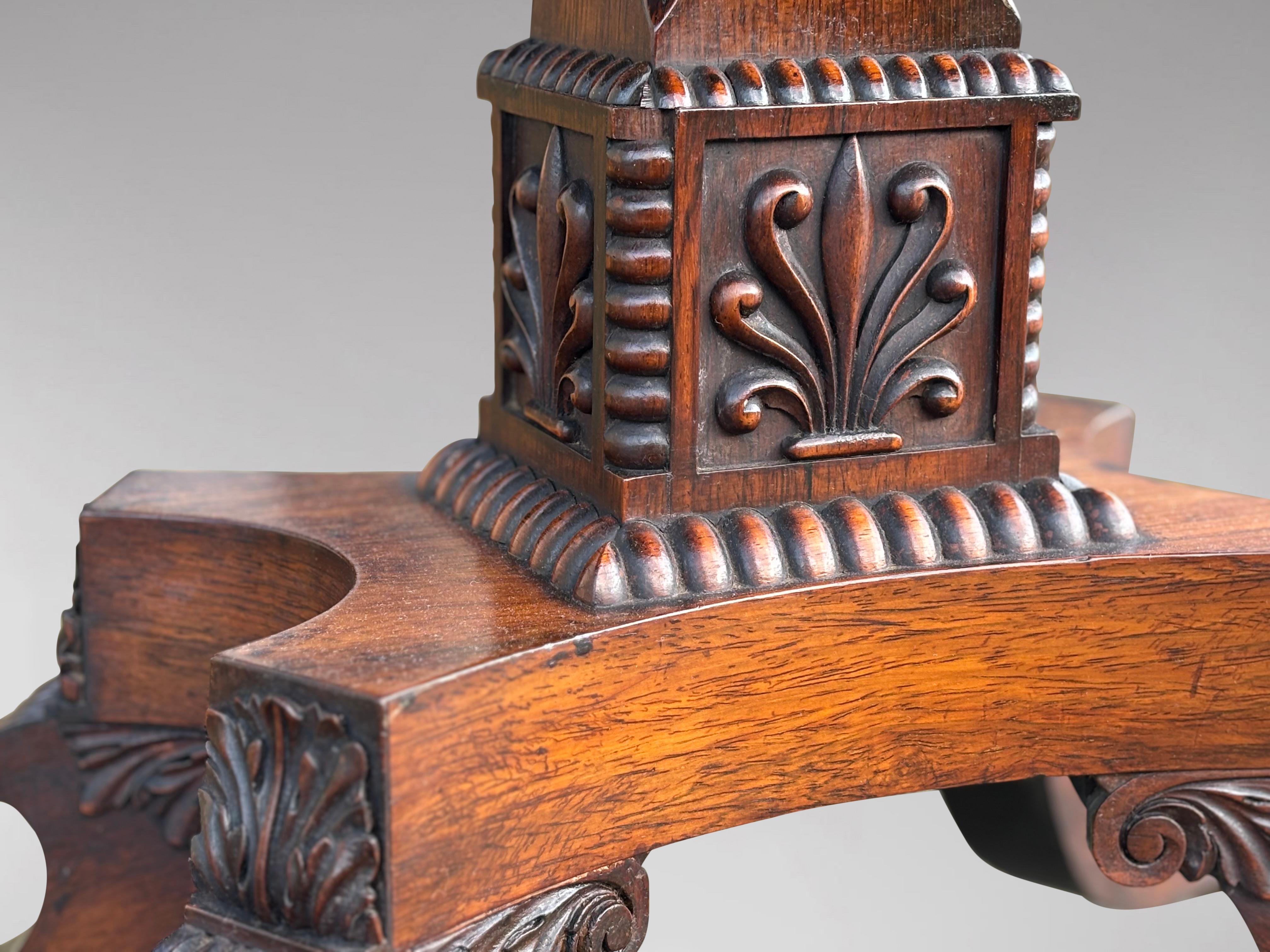 Mesa de cartas plegable de palisandro de principios del siglo XIX, época de Jorge IV en venta 6