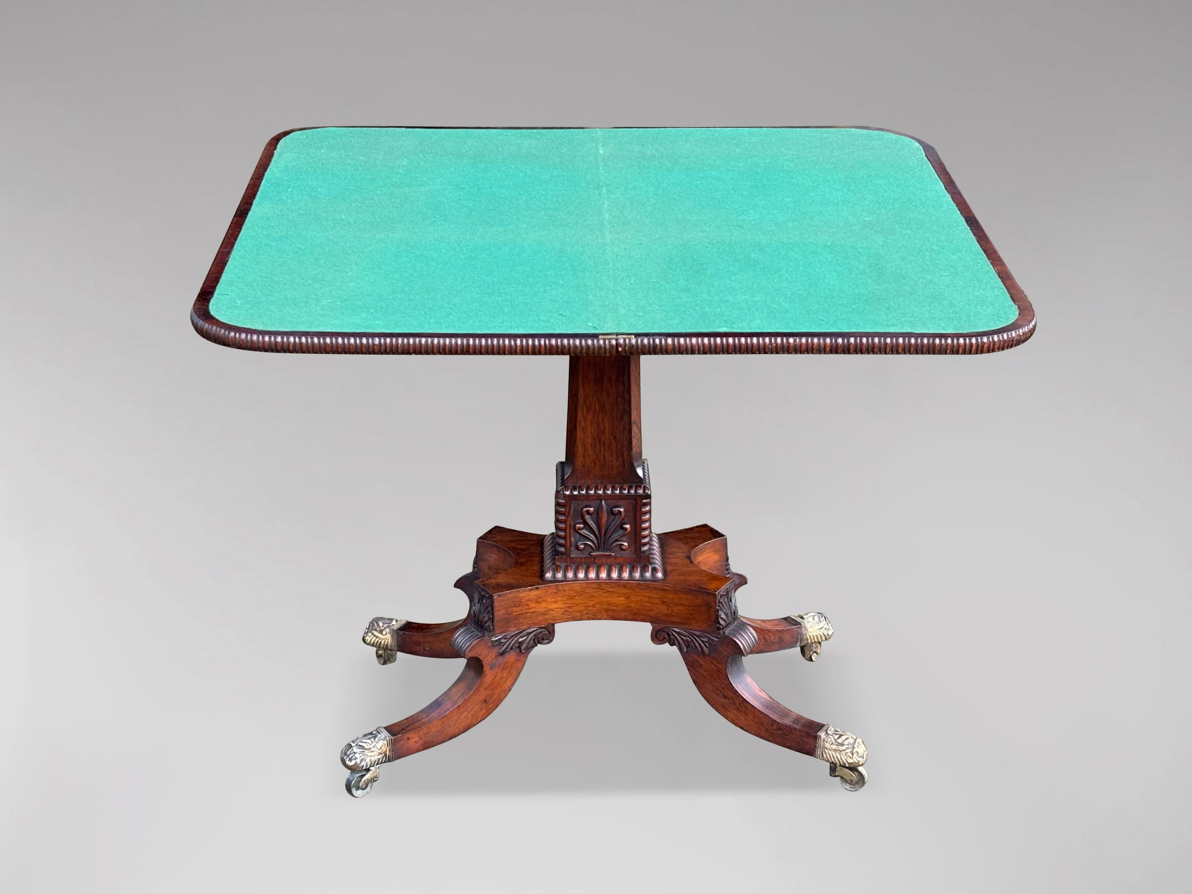 Mesa de cartas plegable de palisandro de principios del siglo XIX, época de Jorge IV Pulido en venta