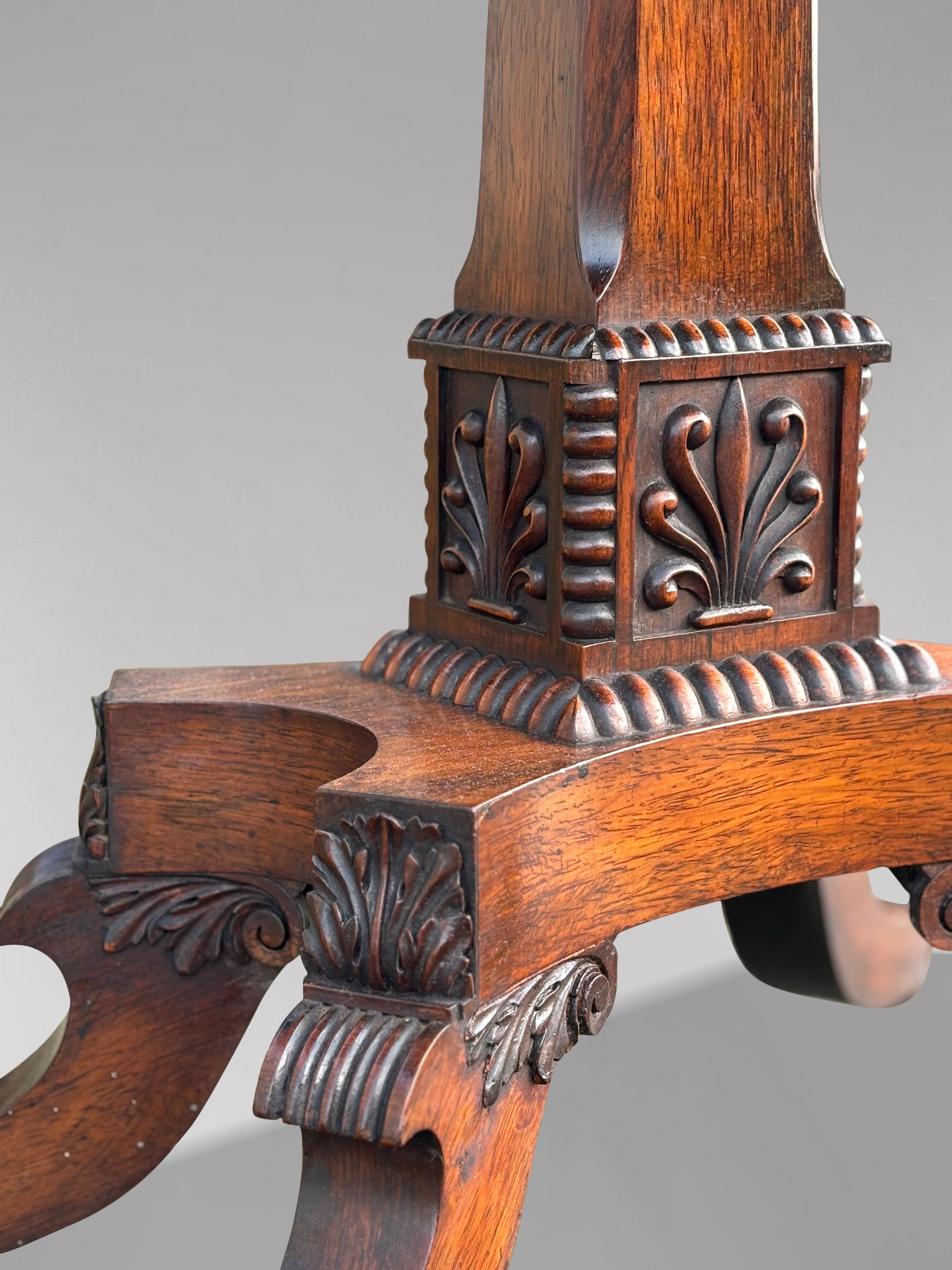Mesa de cartas plegable de palisandro de principios del siglo XIX, época de Jorge IV Palo de rosa en venta