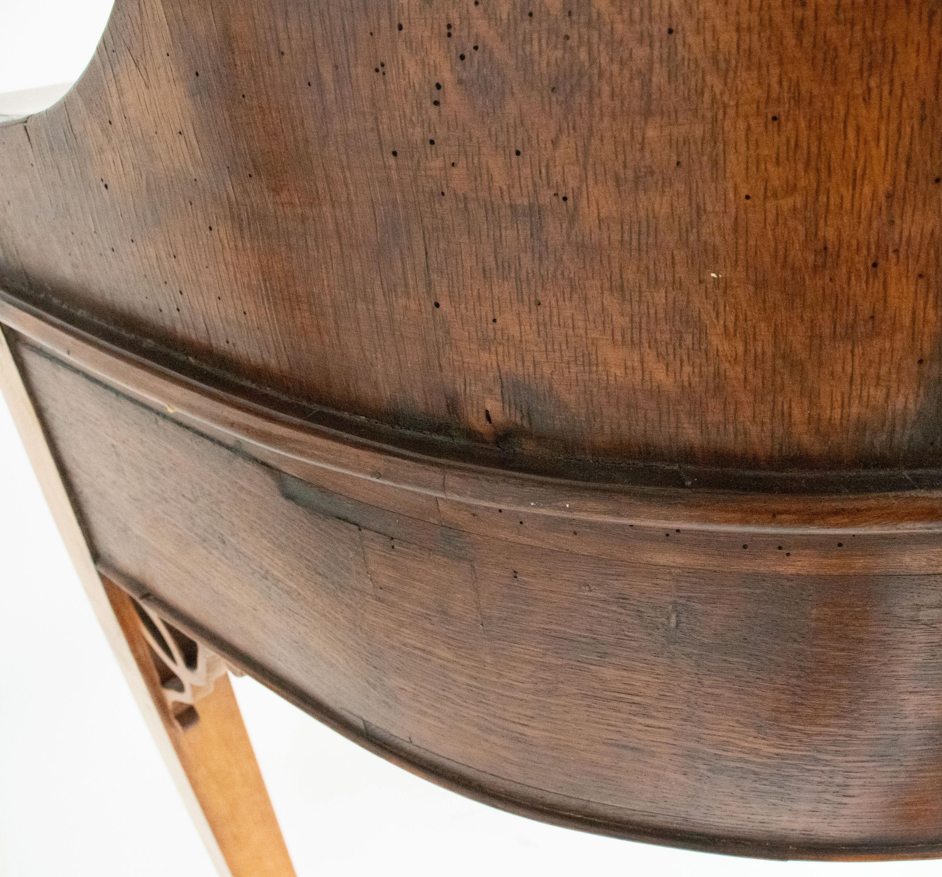 Escritorio de madera satinada de principios del siglo XIX Jorge III en venta 5