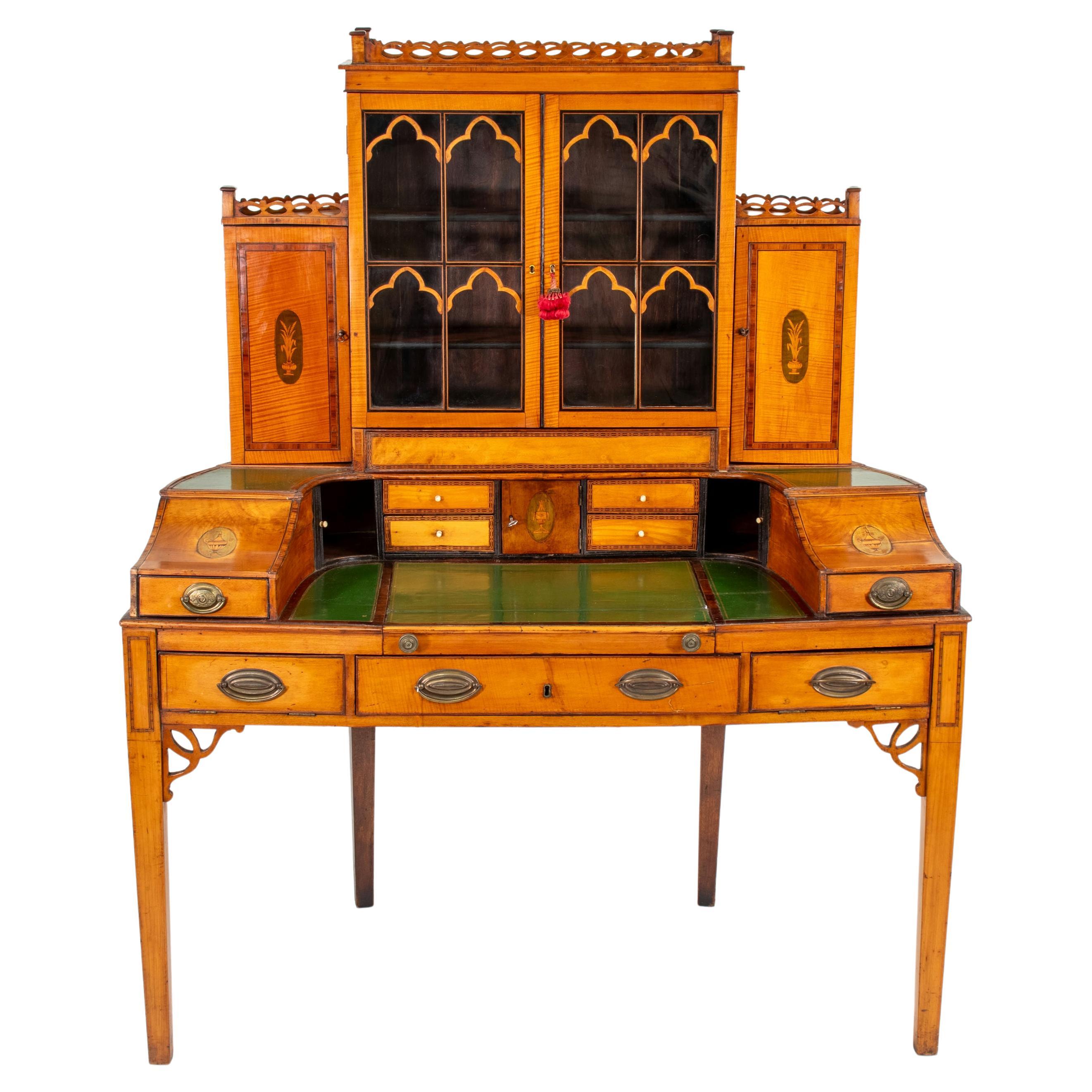 Bureau en bois satiné George III du début du 19e siècle