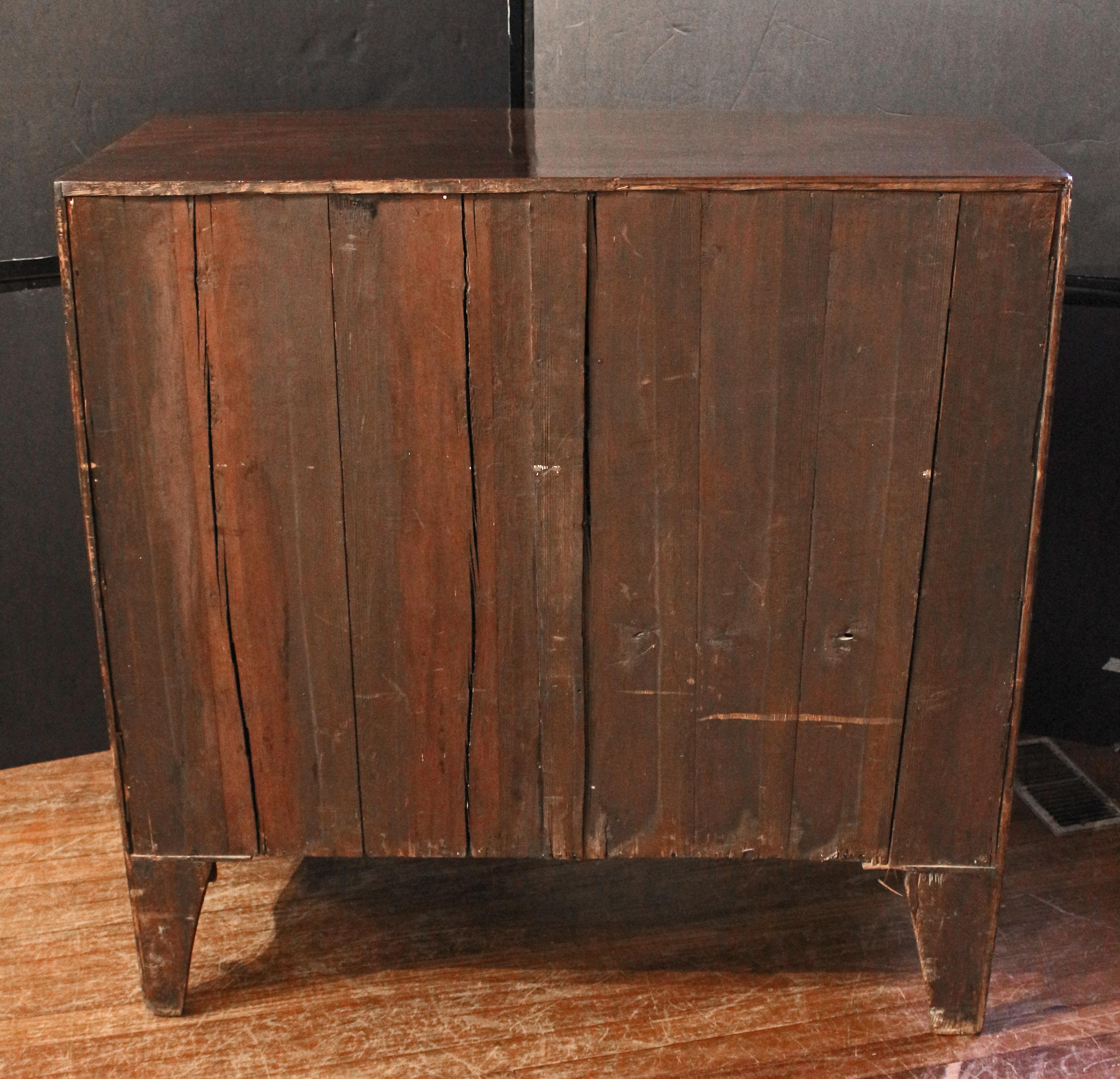 Early 19th Century Georgian Bowfront Chest of Drawers 5