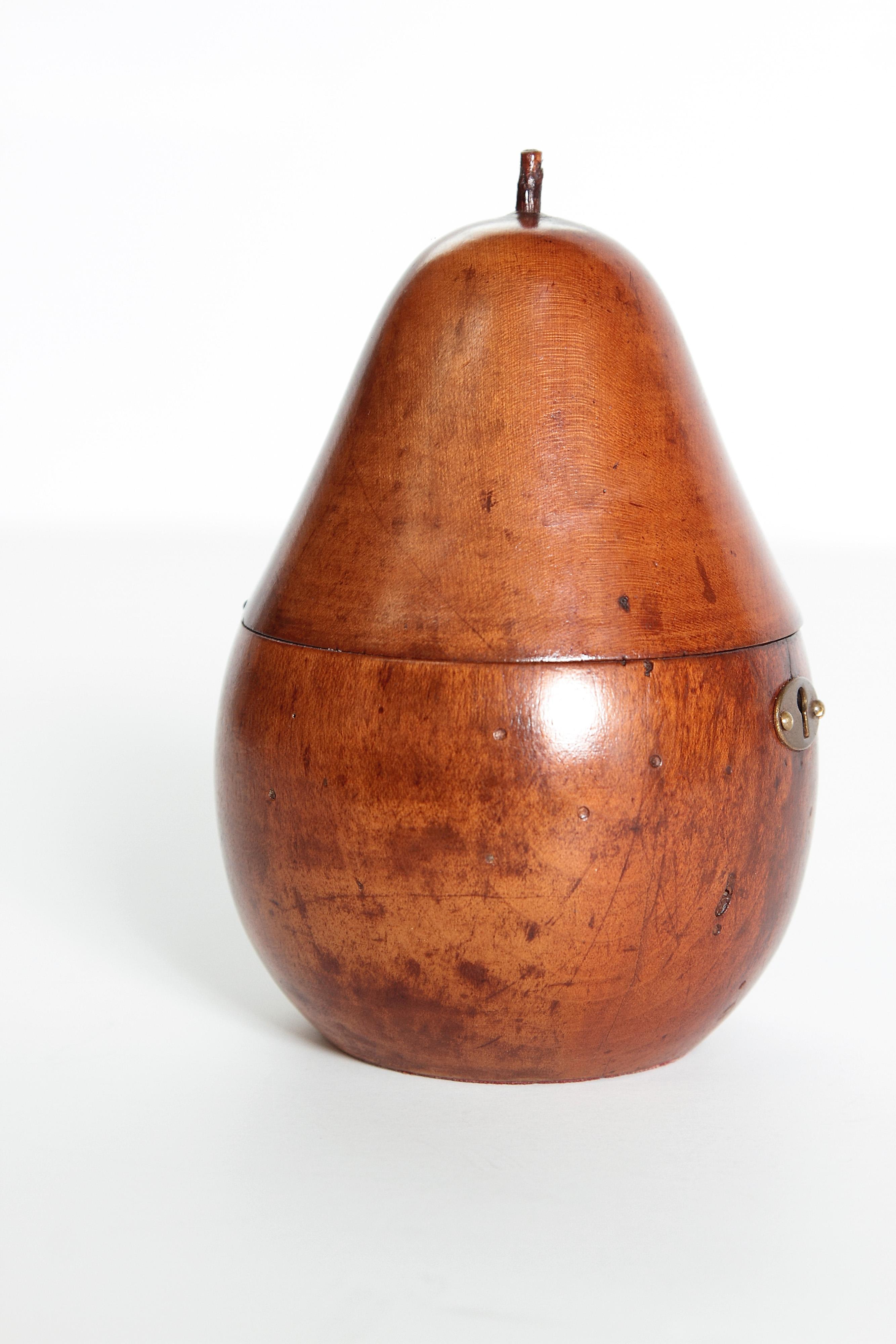 Early 19th Century Georgian Fruitwood Pear Form Tea Caddy im Zustand „Gut“ in Dallas, TX