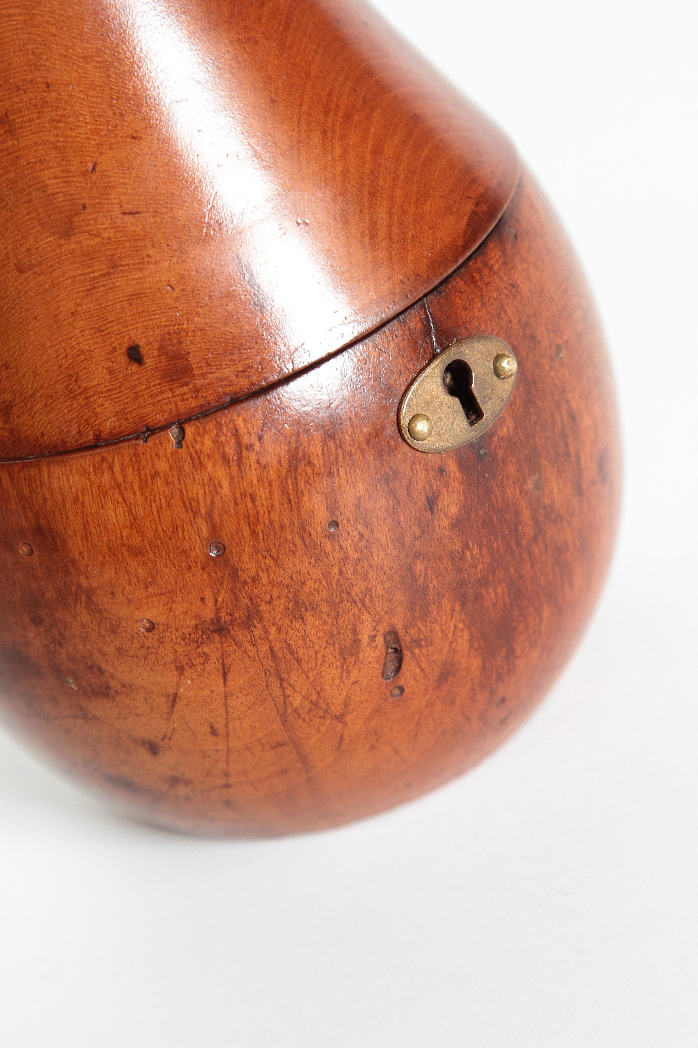 Early 19th Century Georgian Fruitwood Pear Form Tea Caddy (Holz)