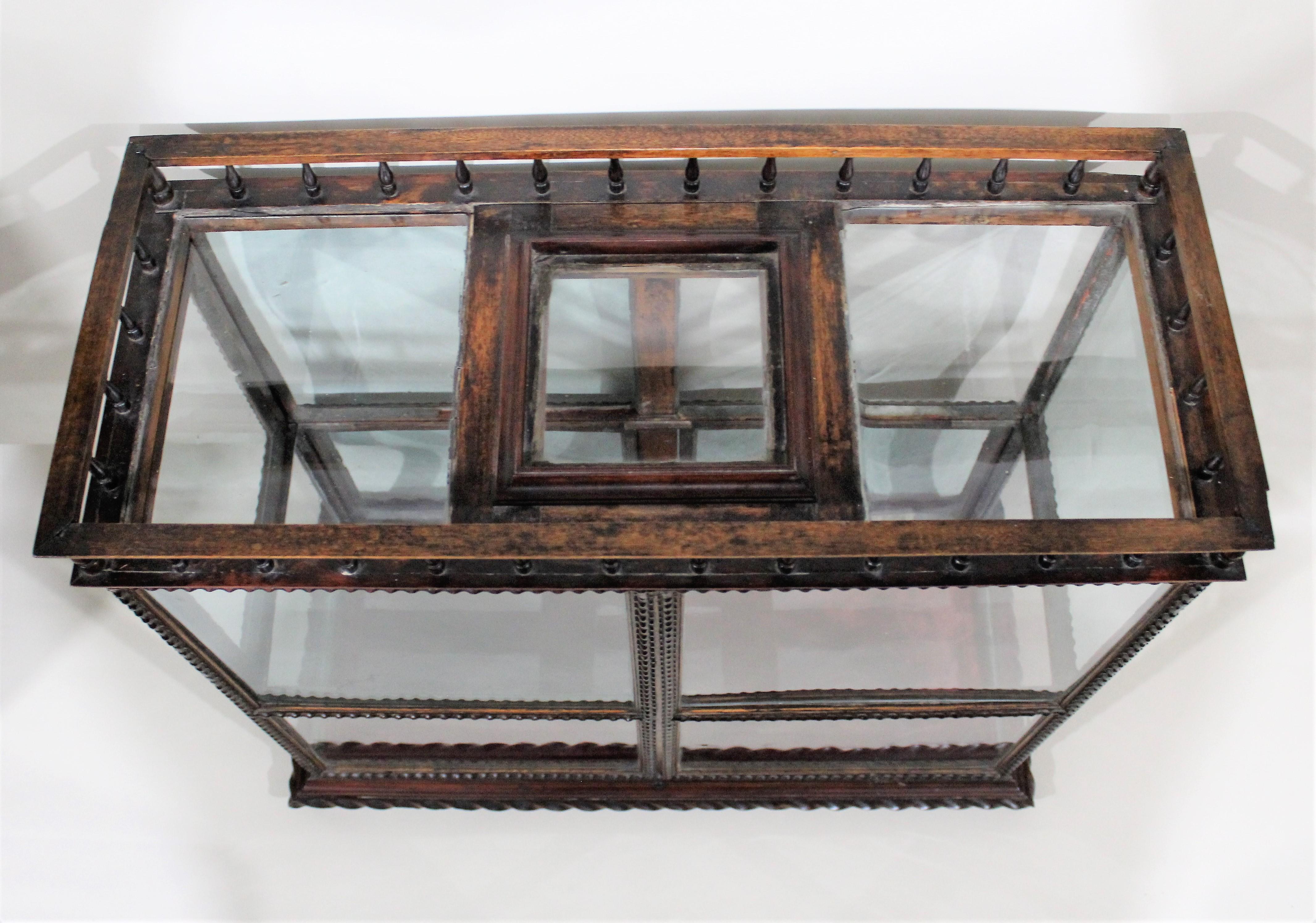 Hand-Crafted Early 19th Century Georgian Table Top Display Cabinet