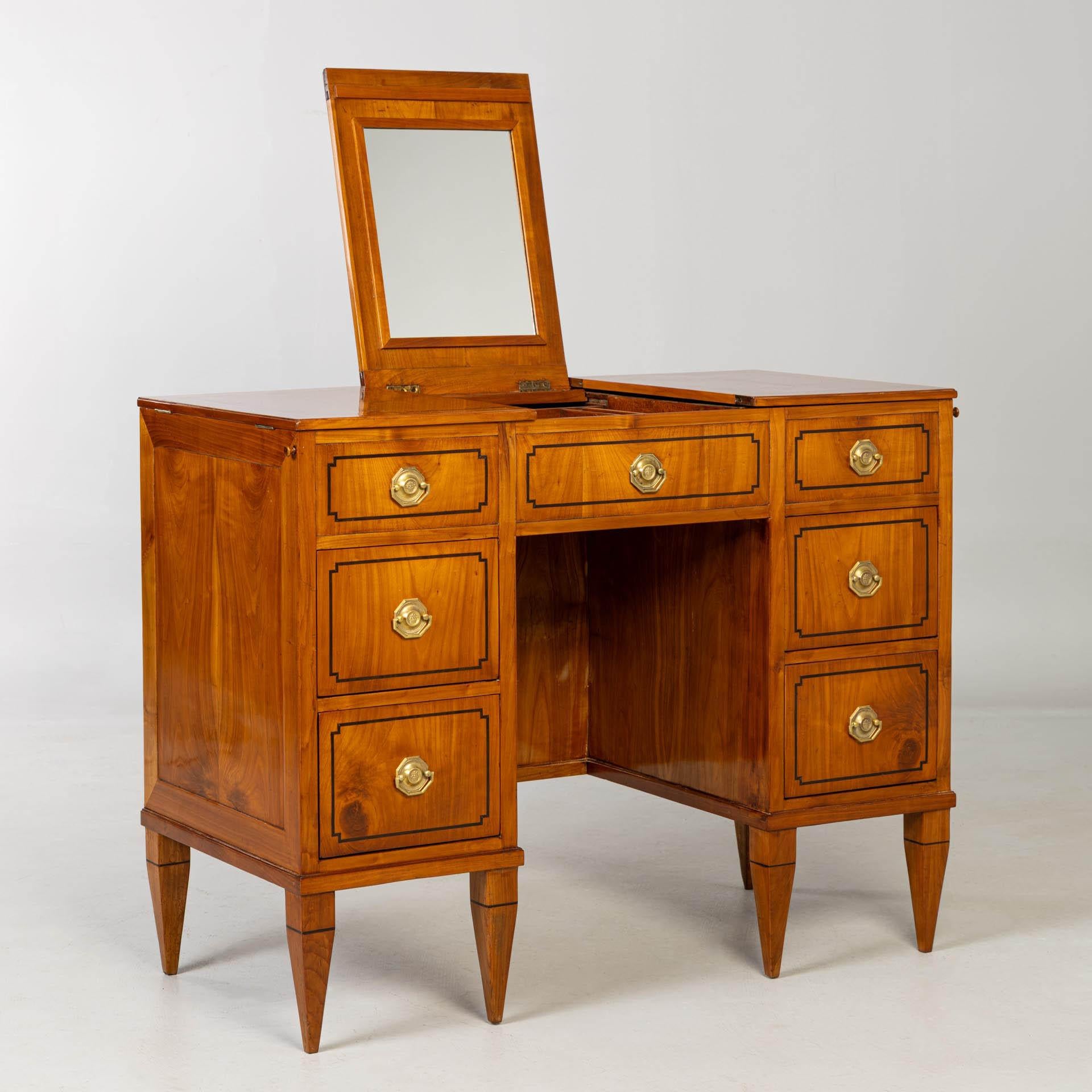 Escritorio o tocador Biedermeier alemán de principios del siglo XIX, madera de cerezo Cereza en venta