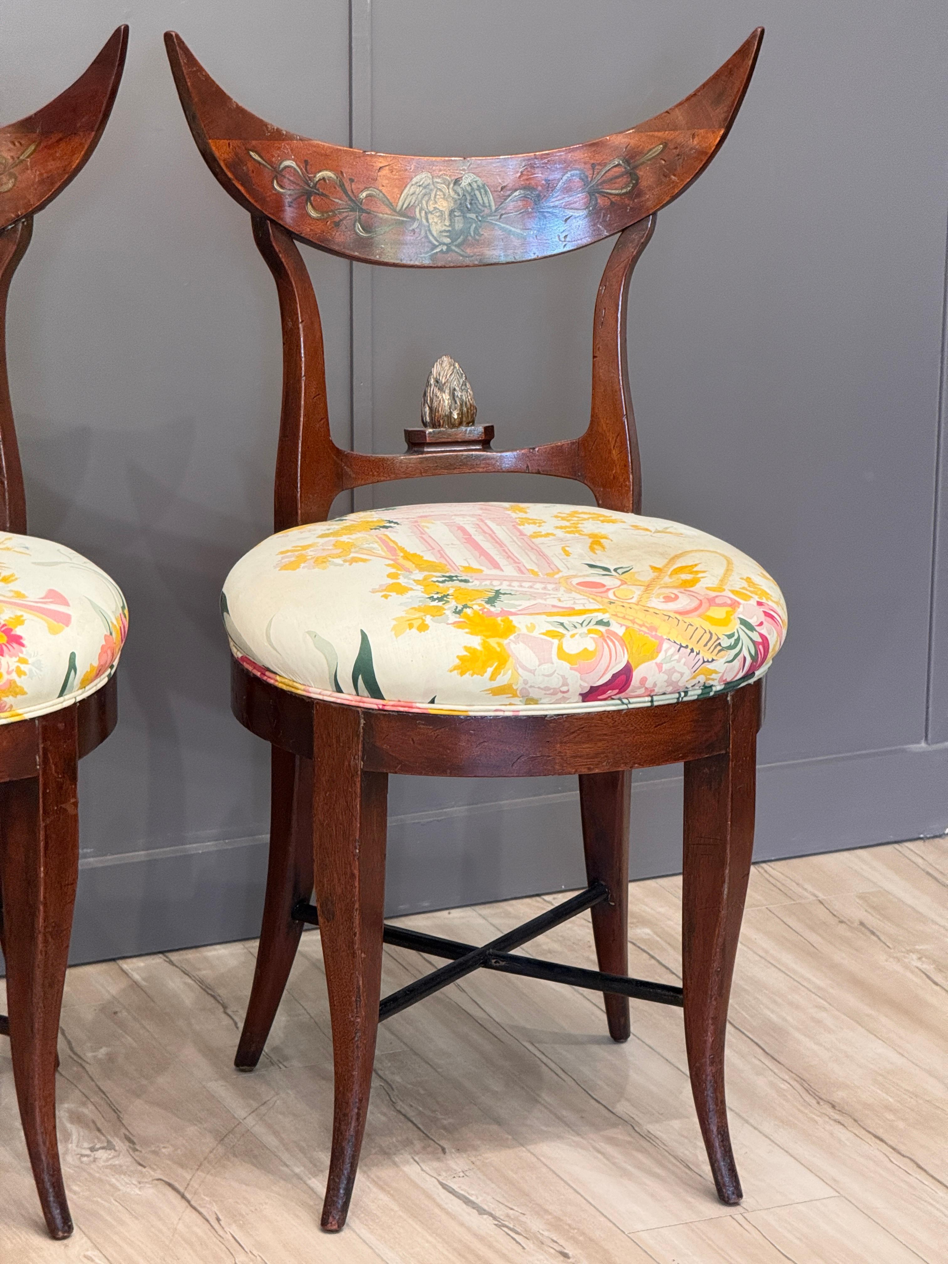 Chaises allemandes Biedermeier en acajou peint du début du 19e siècle - Paire en vente 1