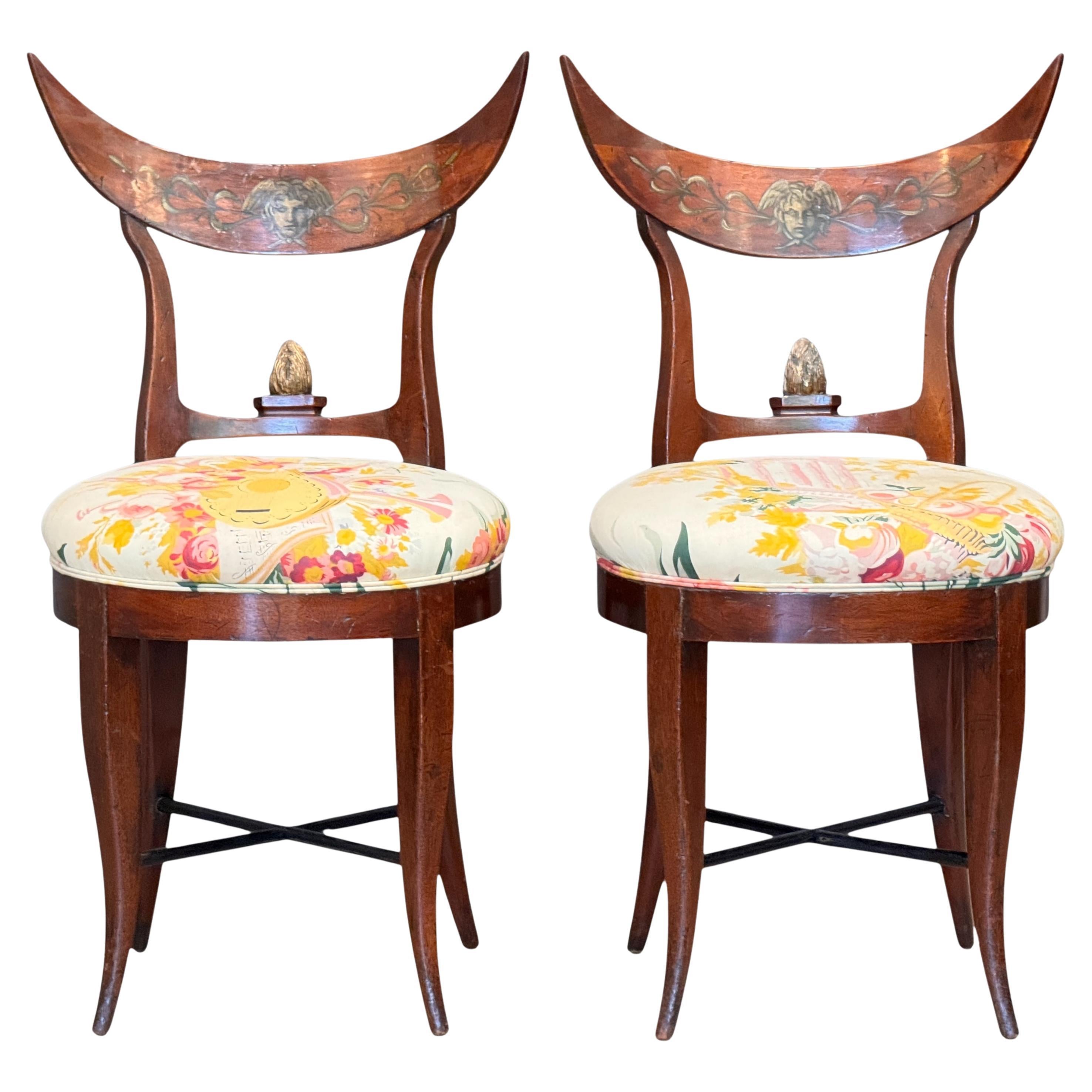 Chaises allemandes Biedermeier en acajou peint du début du 19e siècle - Paire en vente