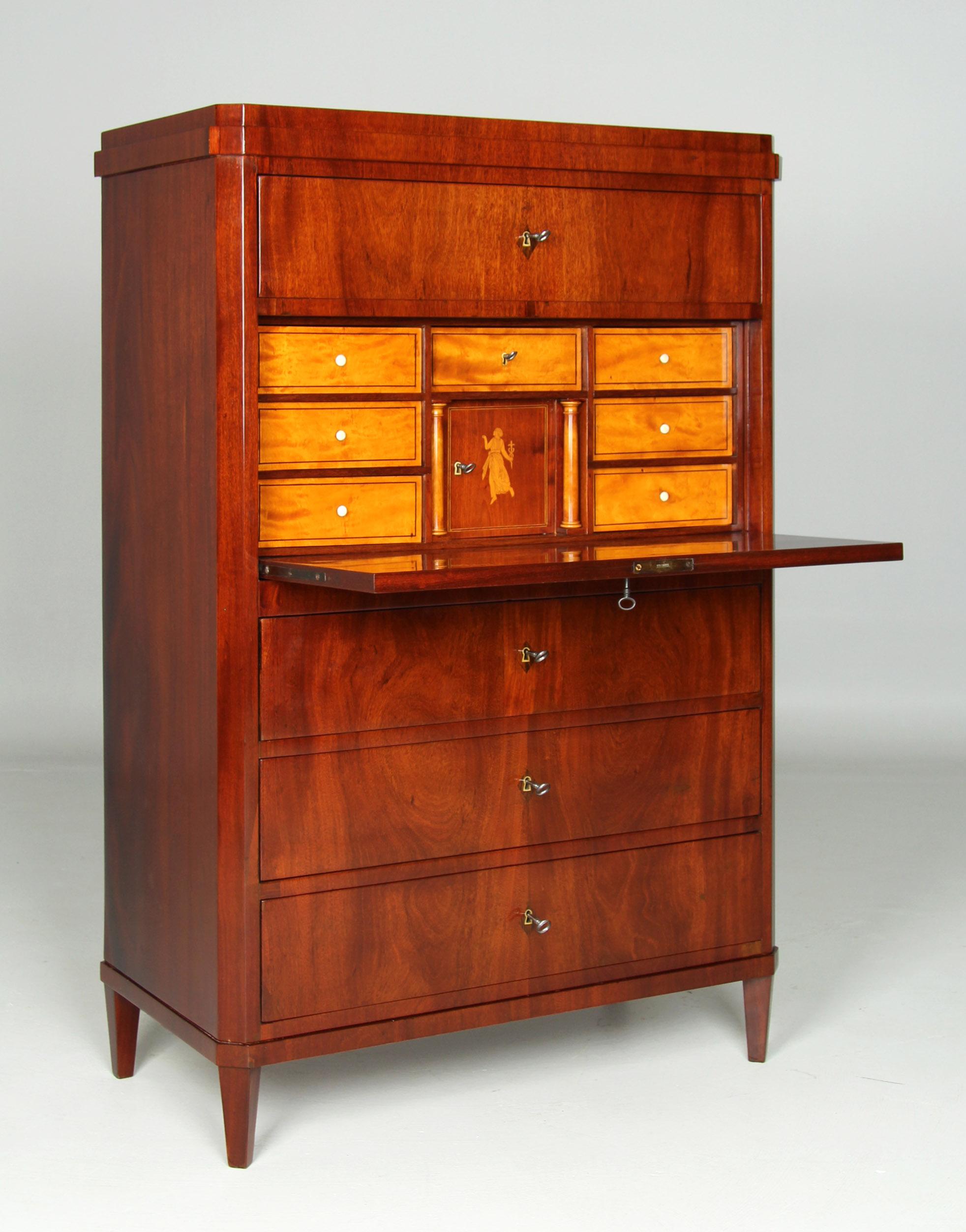 Secrétaire allemand ou danois du début du 19e siècle, acajou, Biedermeier, vers 1815 en vente 6