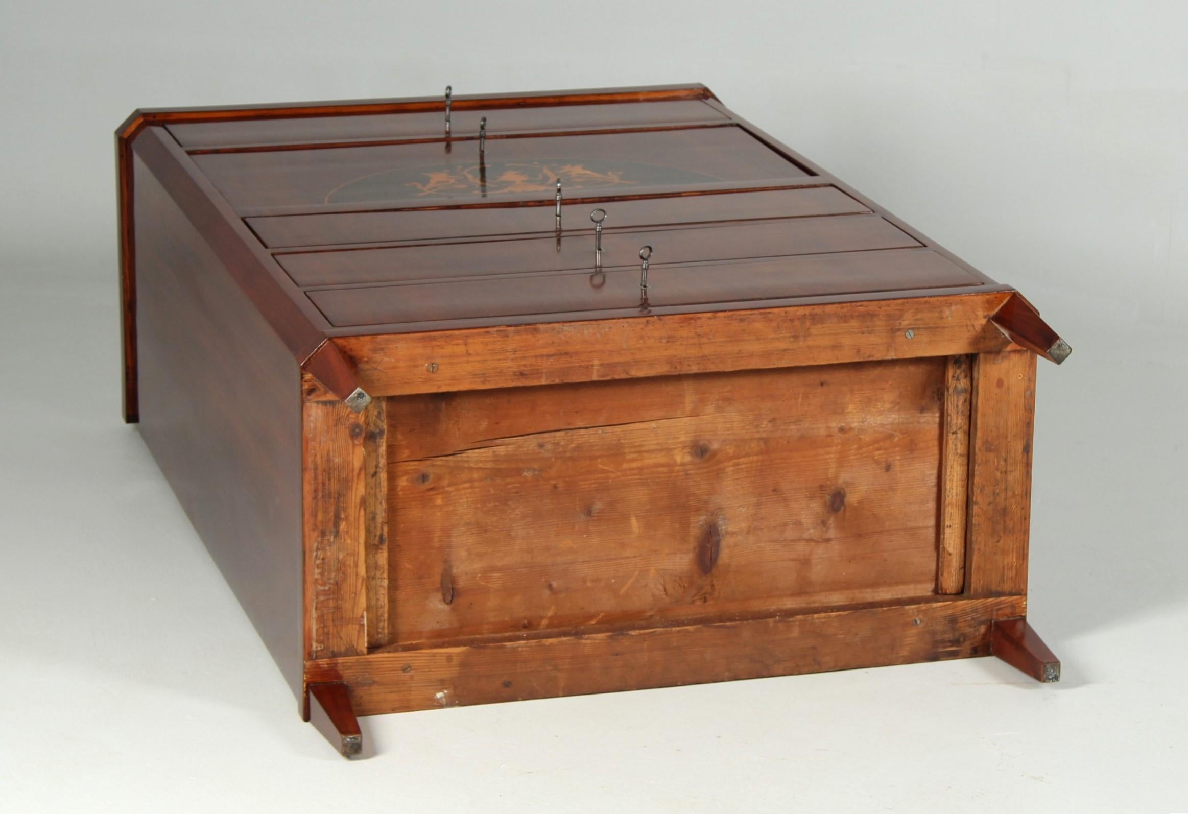 Secrétaire allemand ou danois du début du 19e siècle, acajou, Biedermeier, vers 1815 en vente 12