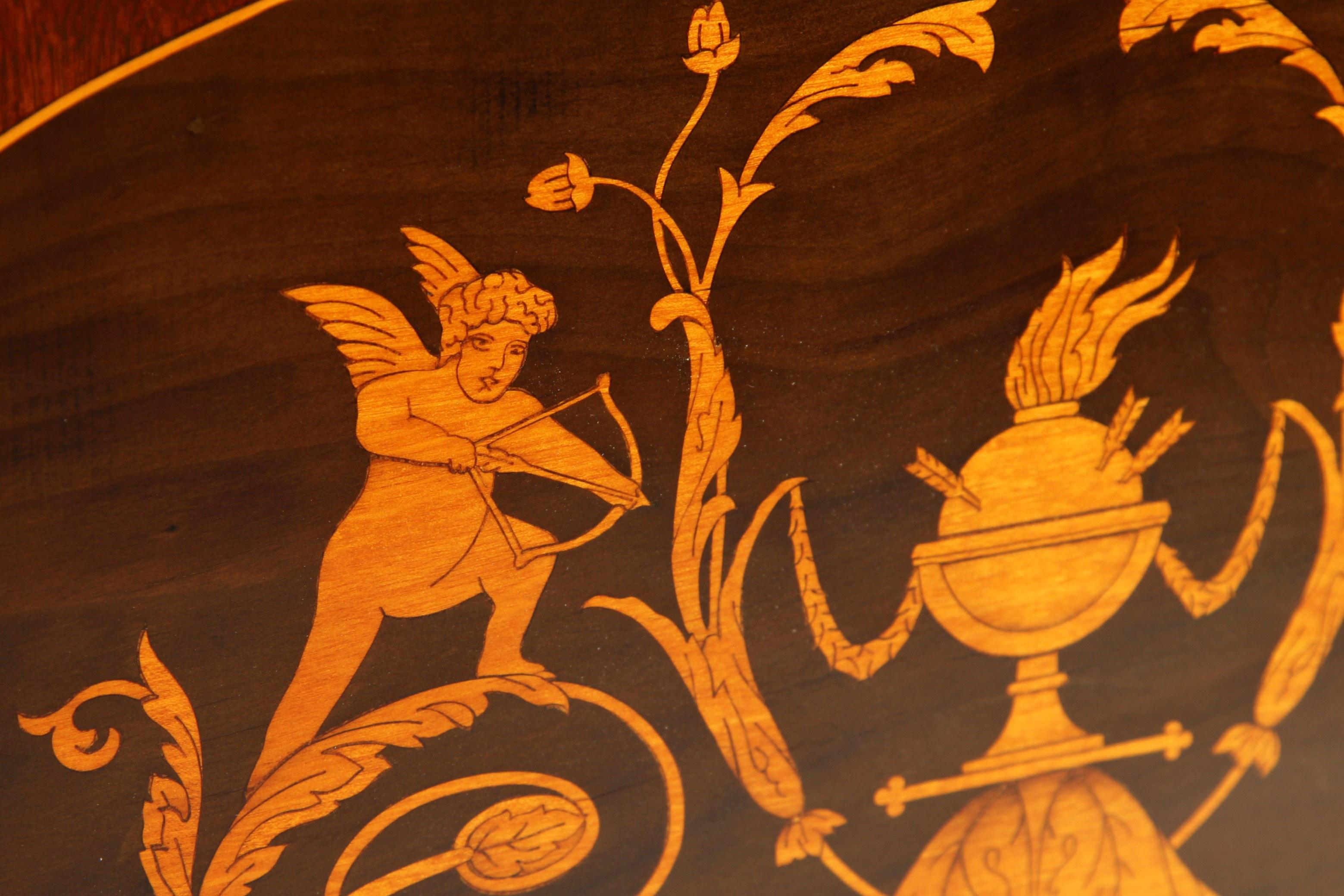 Marqueterie Secrétaire allemand ou danois du début du 19e siècle, acajou, Biedermeier, vers 1815 en vente