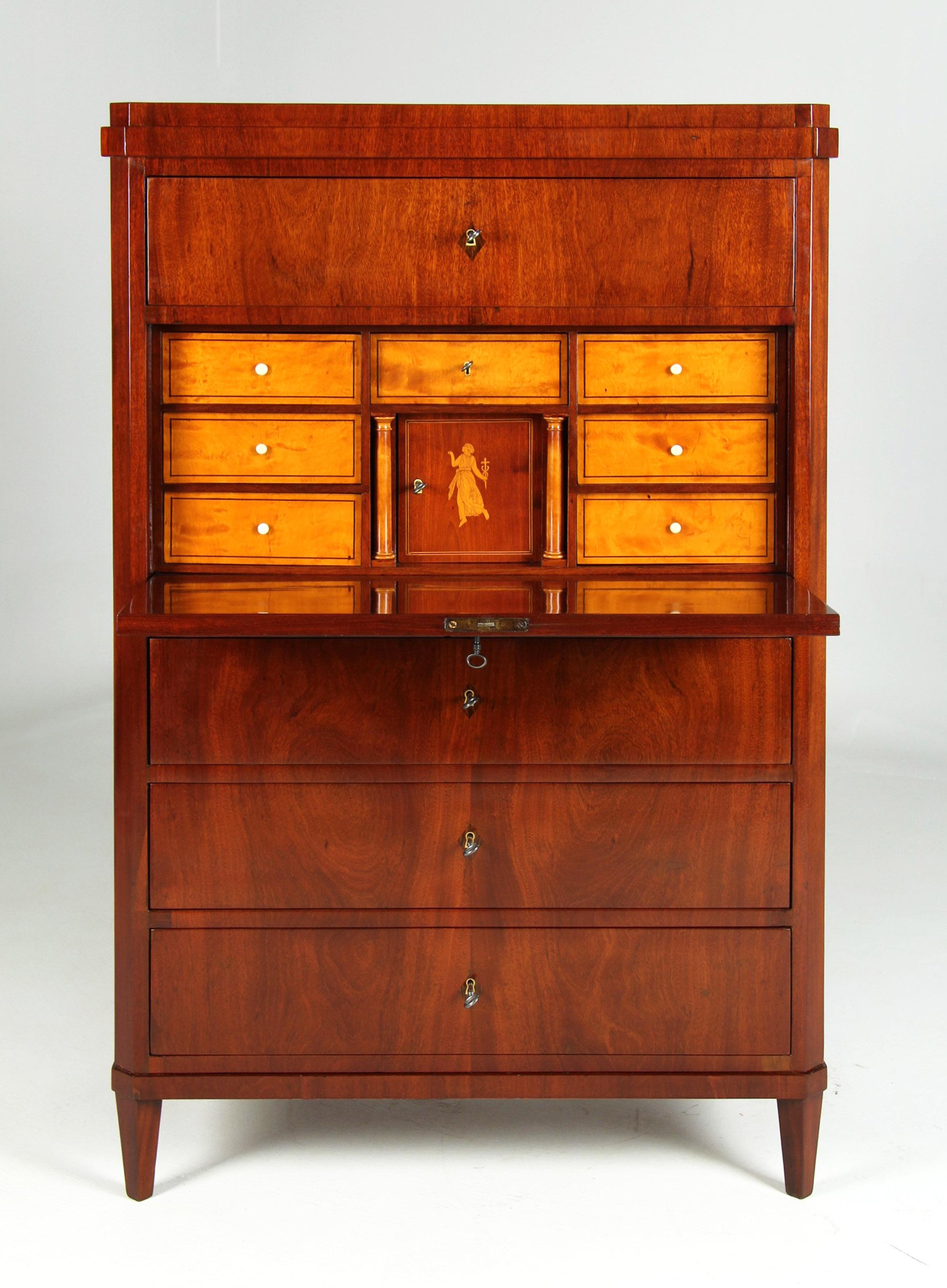 Secrétaire allemand ou danois du début du 19e siècle, acajou, Biedermeier, vers 1815 en vente 1