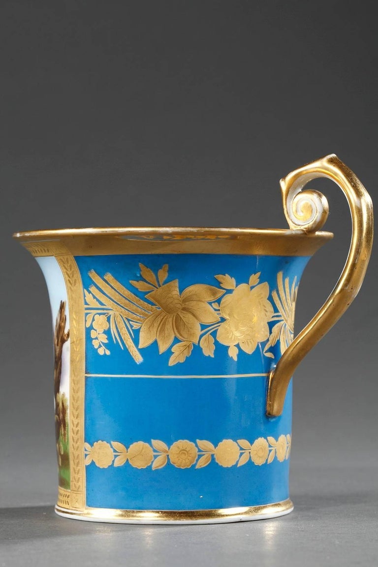 Early 19th Century German Porcelain Cup For Sale 1