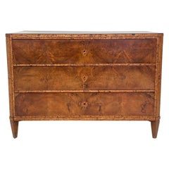 Antique Early 19th Century German Walnut Biedermeier Chests of Drawers, circa 1820