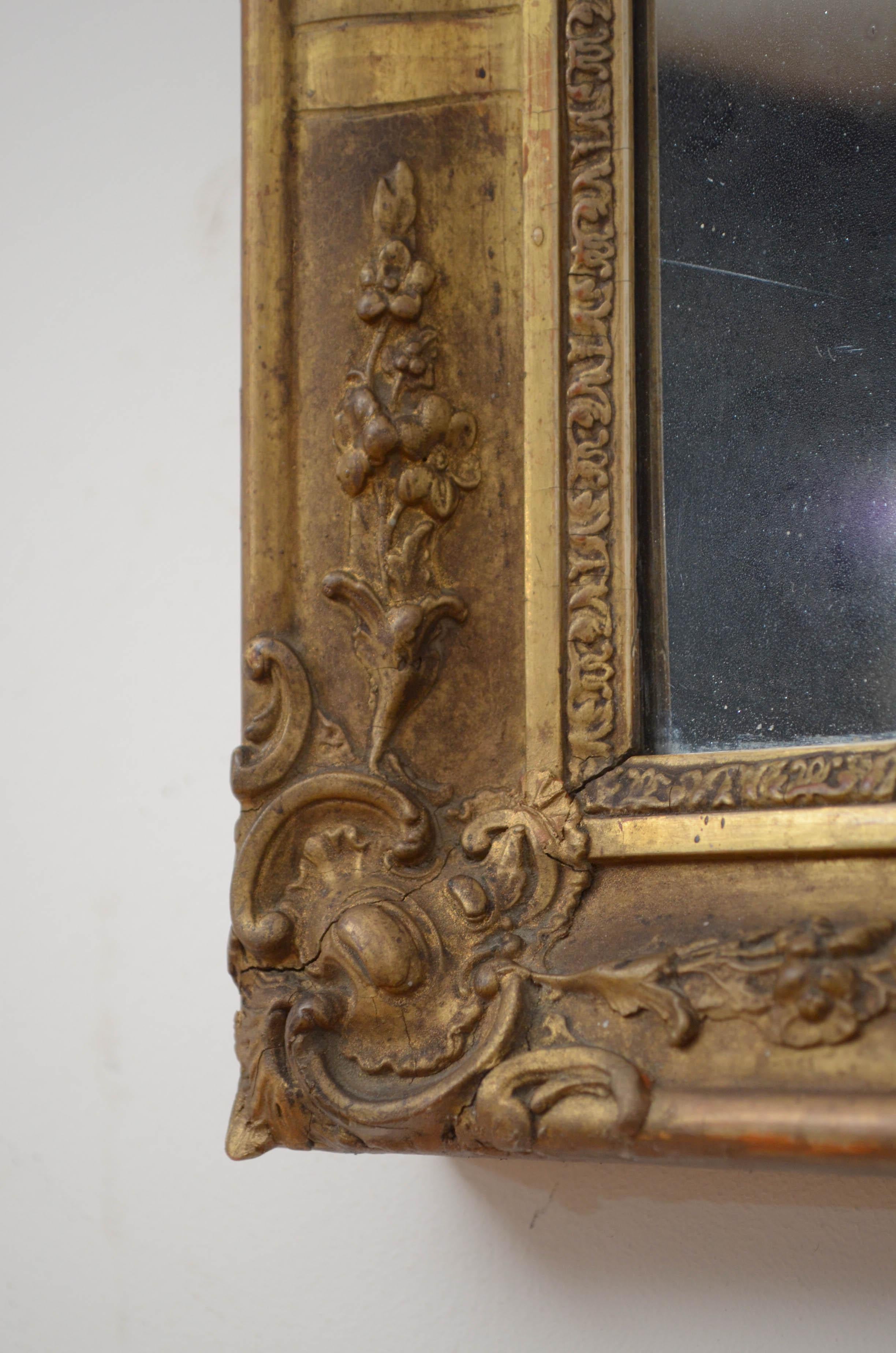Espejo de pared dorado de principios del siglo XIX H56cm Gesso en venta