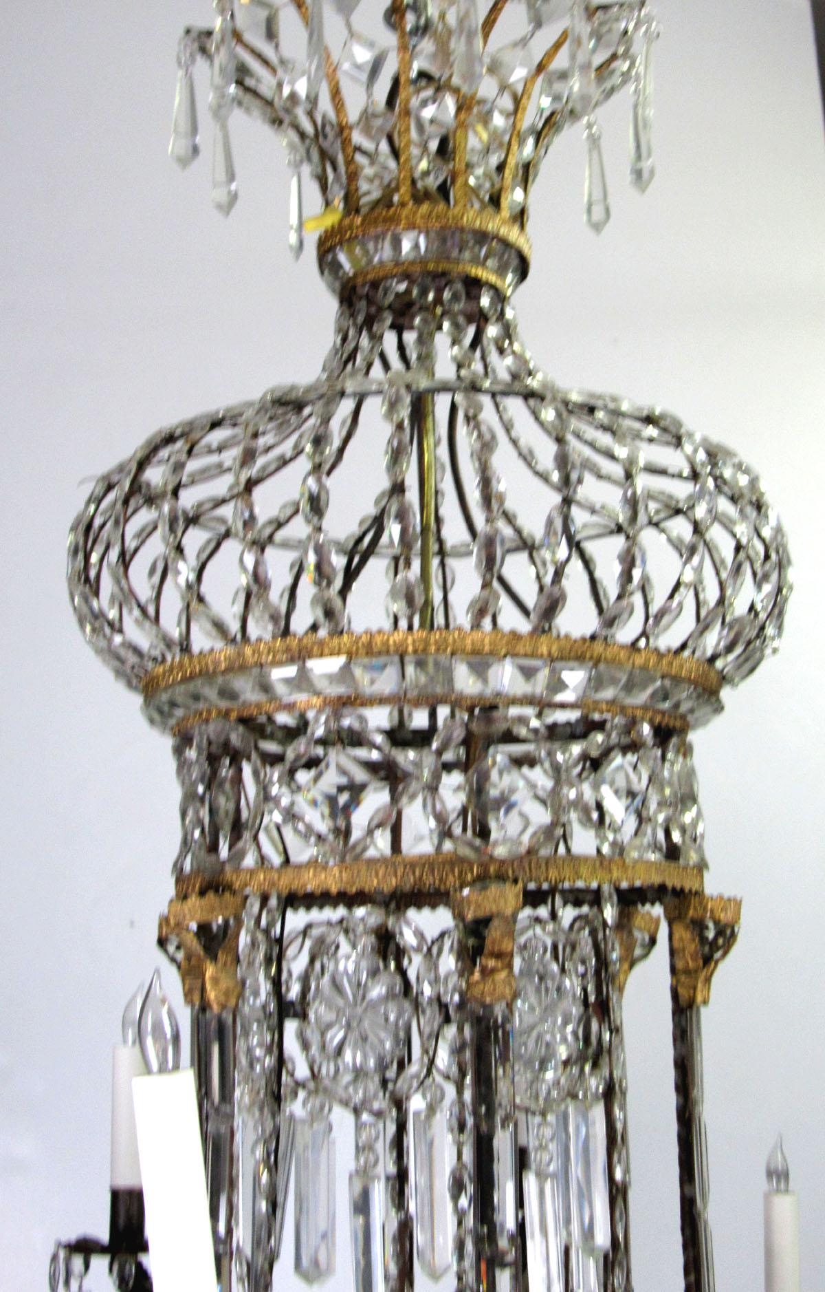 Italian Early 19th Century Gilt Bronze and Crystal Chandelier For Sale
