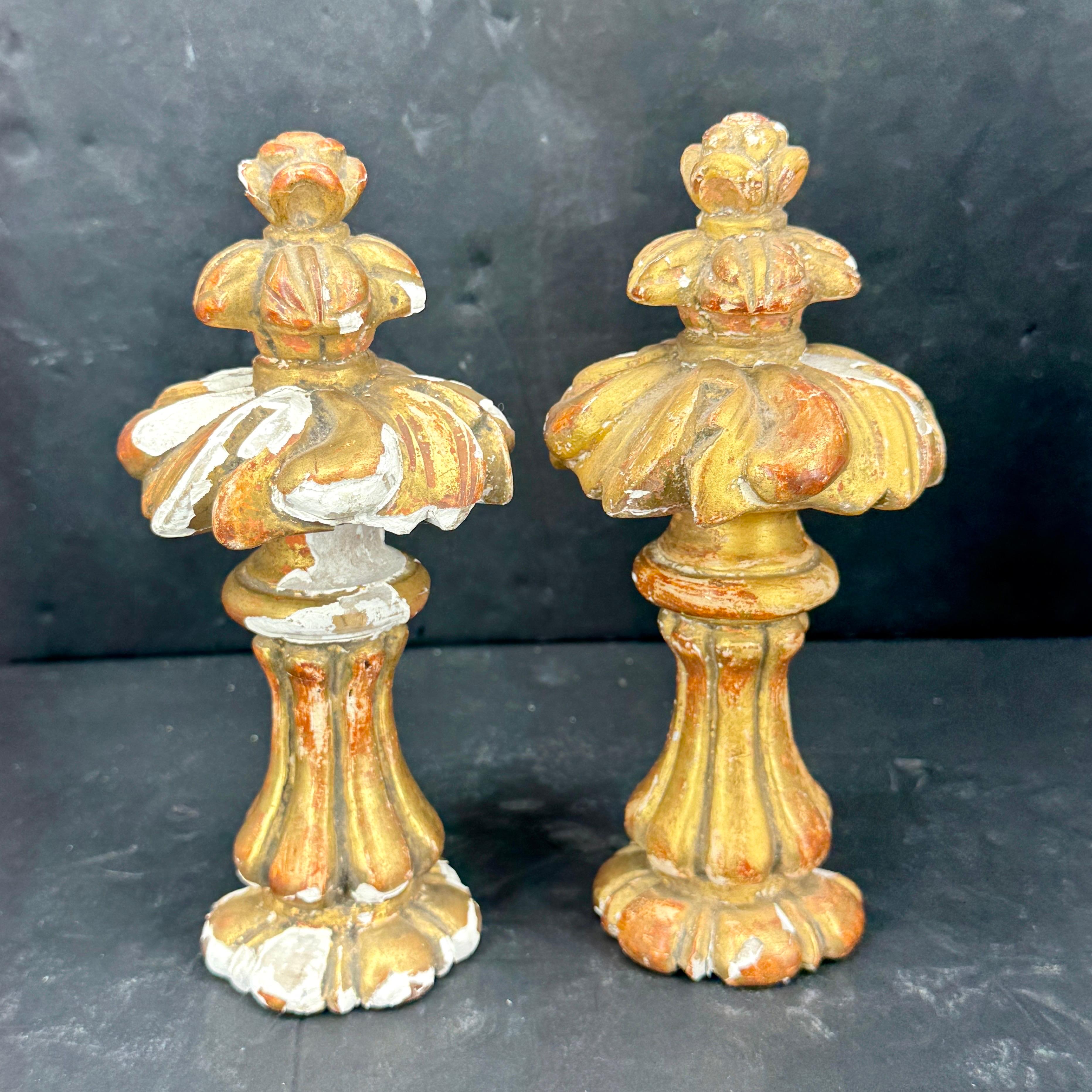 Early 19th Century Gilt Fragments Architectural Sculptures, France For Sale 4