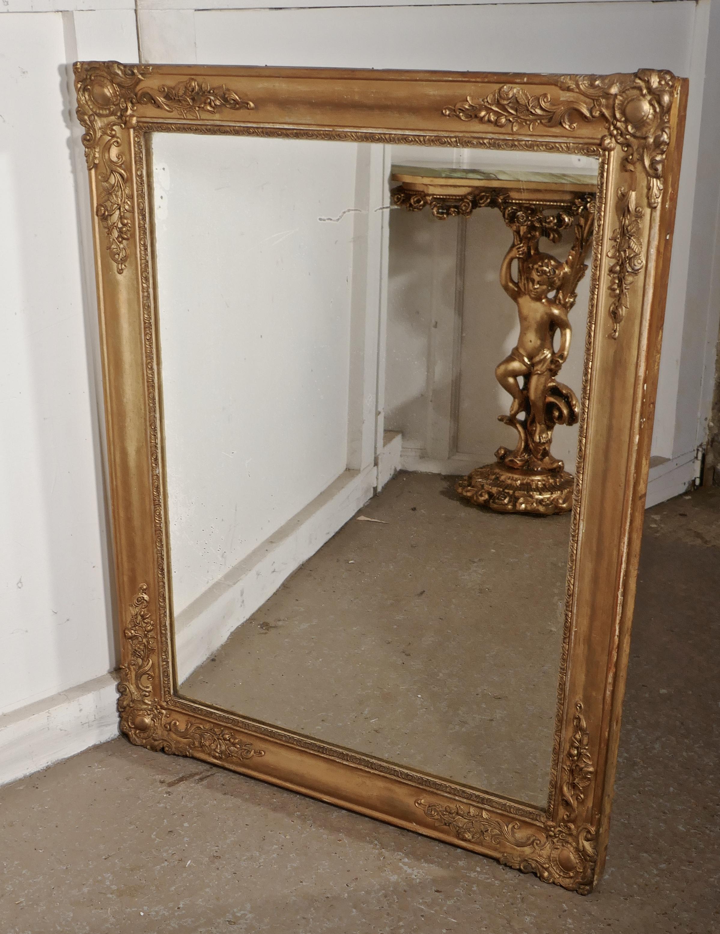 Early 19th Century Gilt Wall Mirror In Good Condition For Sale In Chillerton, Isle of Wight