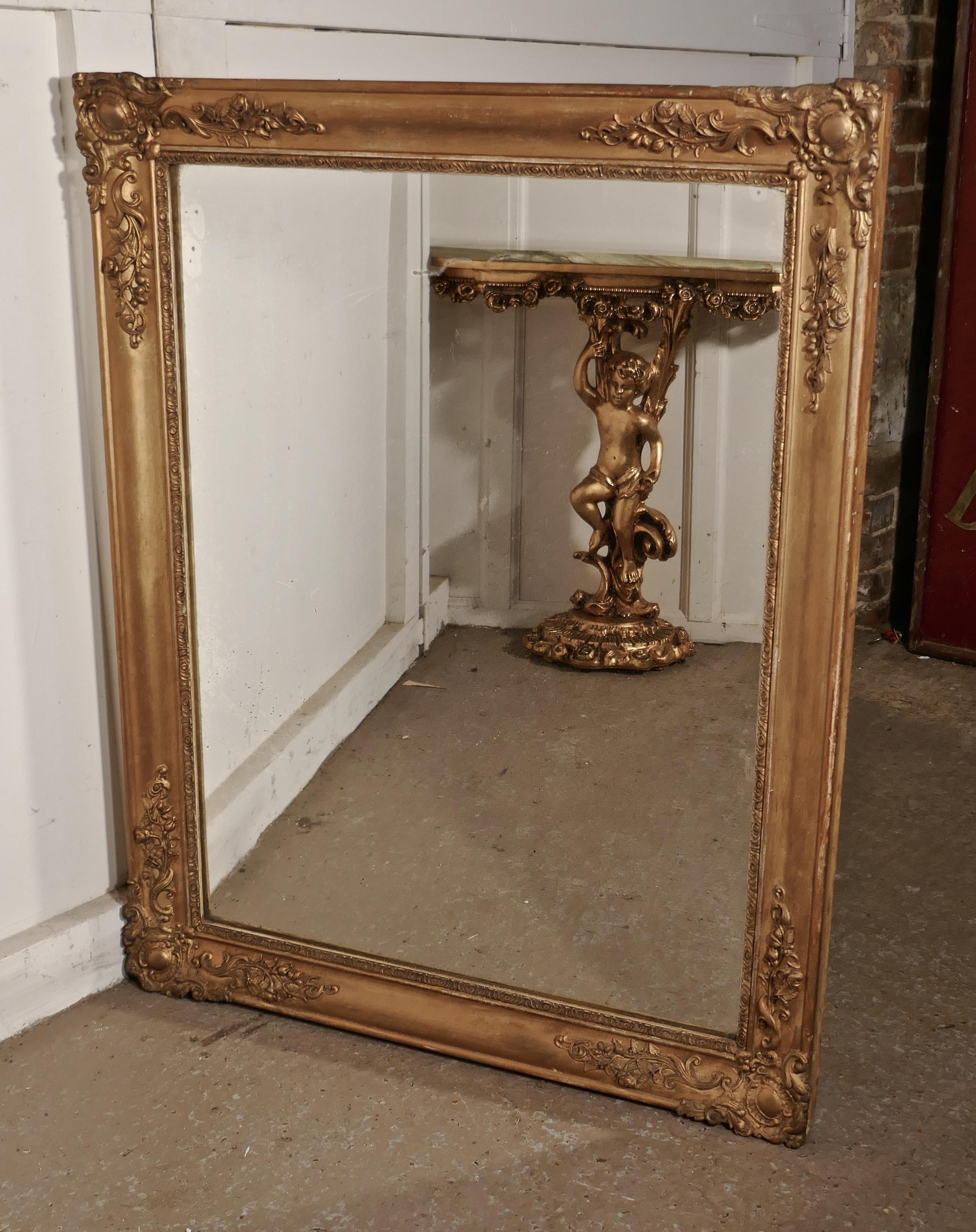 Early 19th Century Gilt Wall Mirror For Sale 2