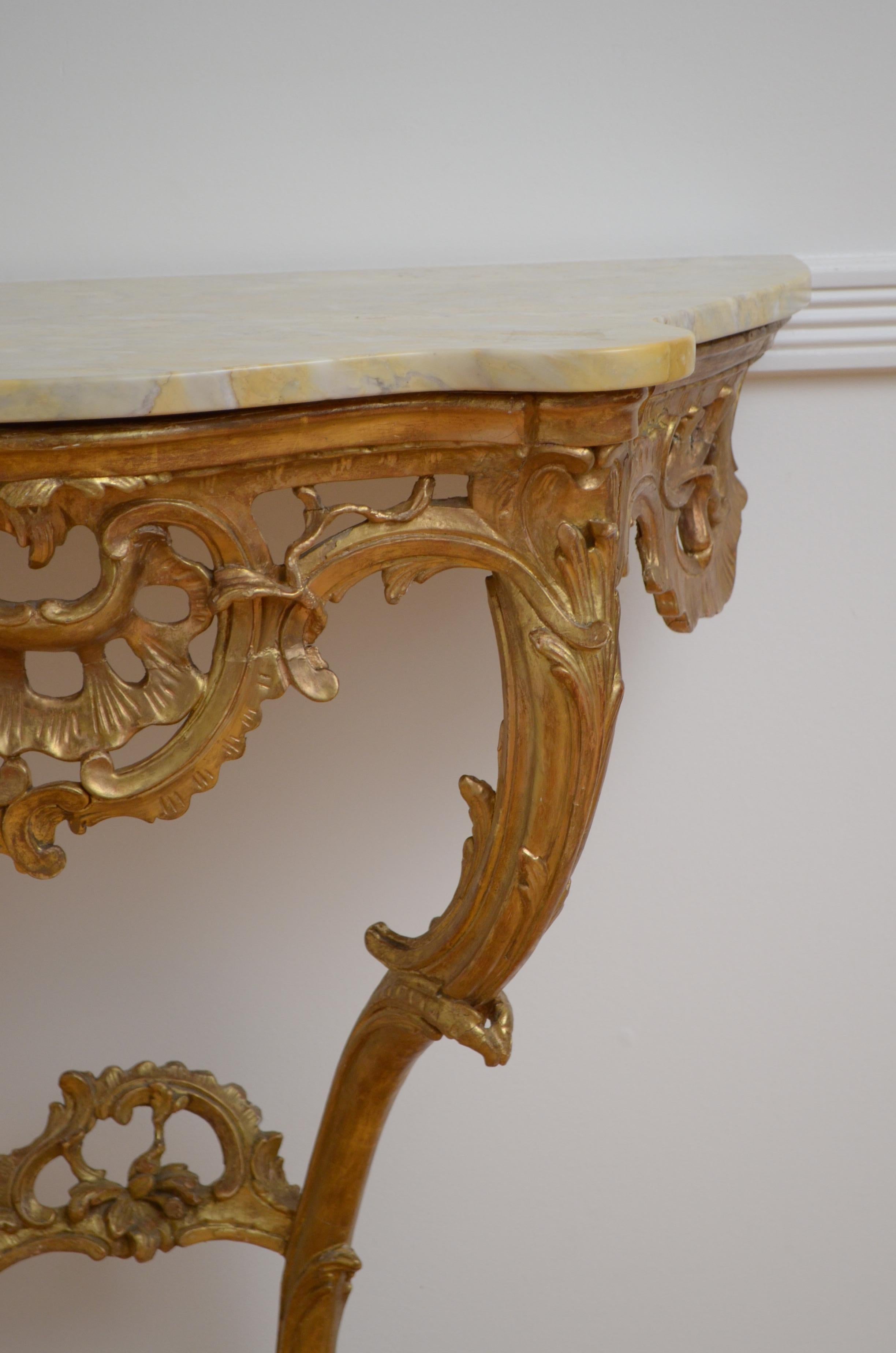 Konsolentisch aus vergoldetem Holz des frühen 19. Jahrhunderts Hall Table im Angebot 3
