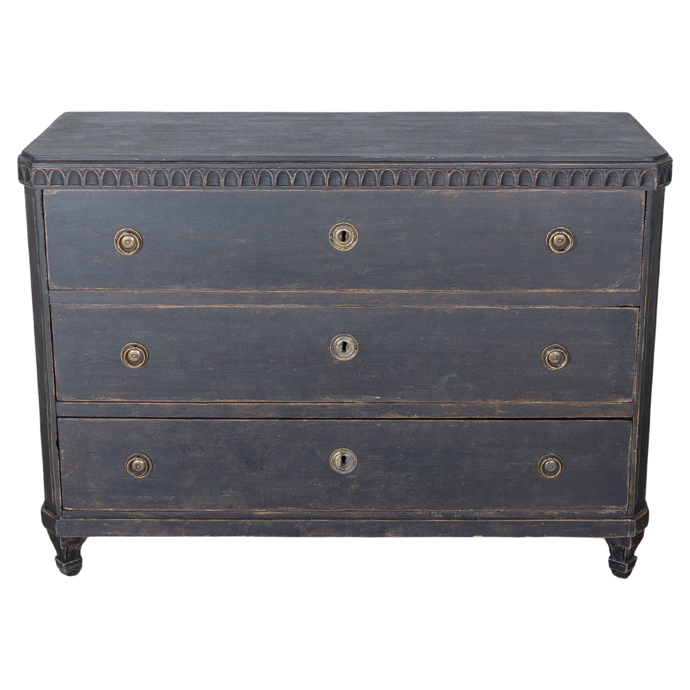 Early 19th Century Gustavian Chest of Drawers with Carved Dentil Trim For Sale