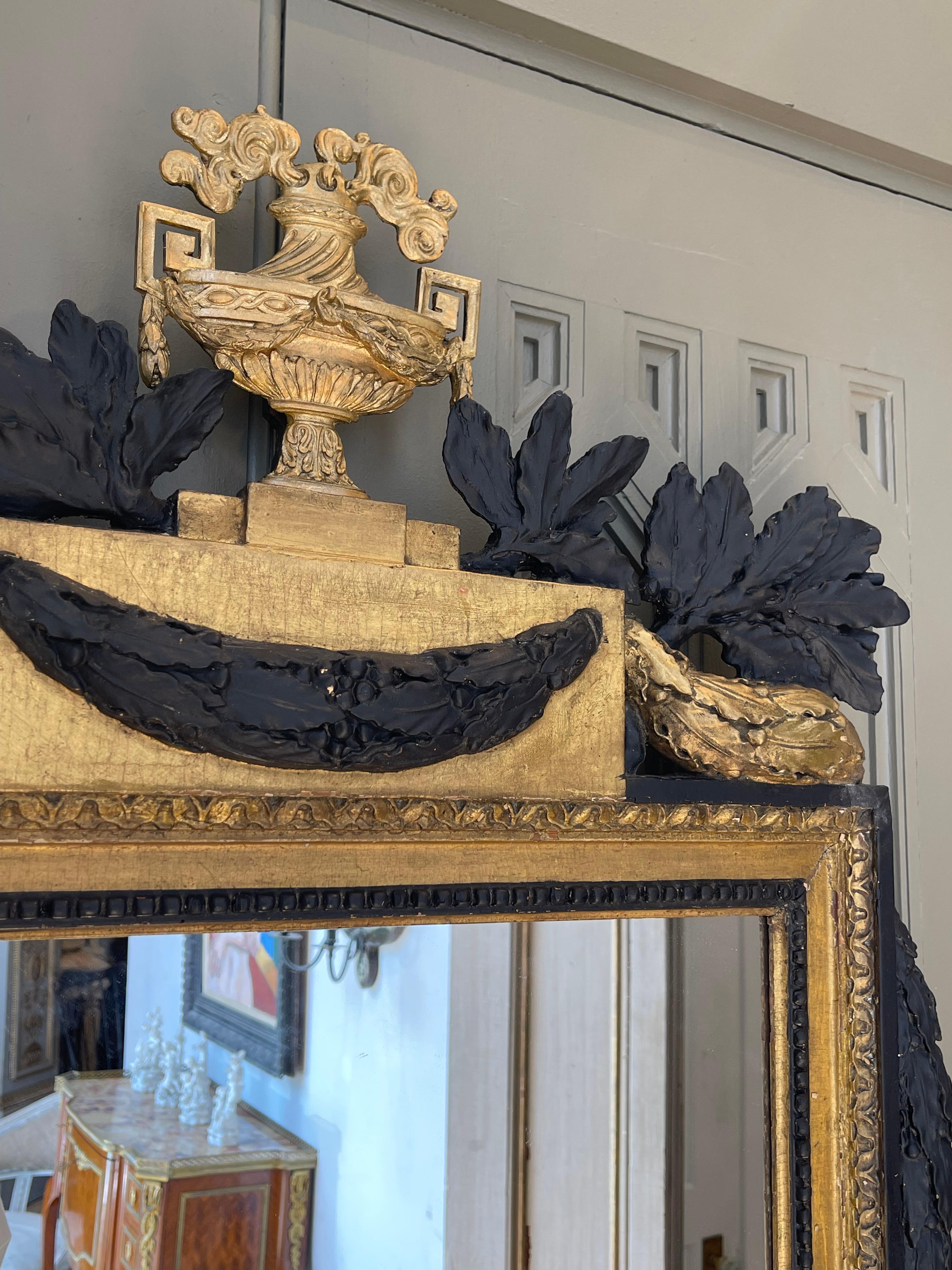 Gustavien Miroir d'embarcadère gustavien à parcellaire doré du début du 19e siècle en vente