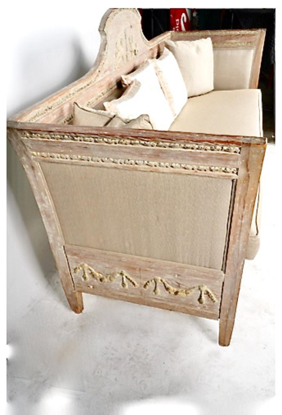 Gustavian Sofa or Bench For Sale 4