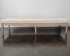 Sillón de época sueca Gustaviana de principios del siglo XIX con lino antiguo