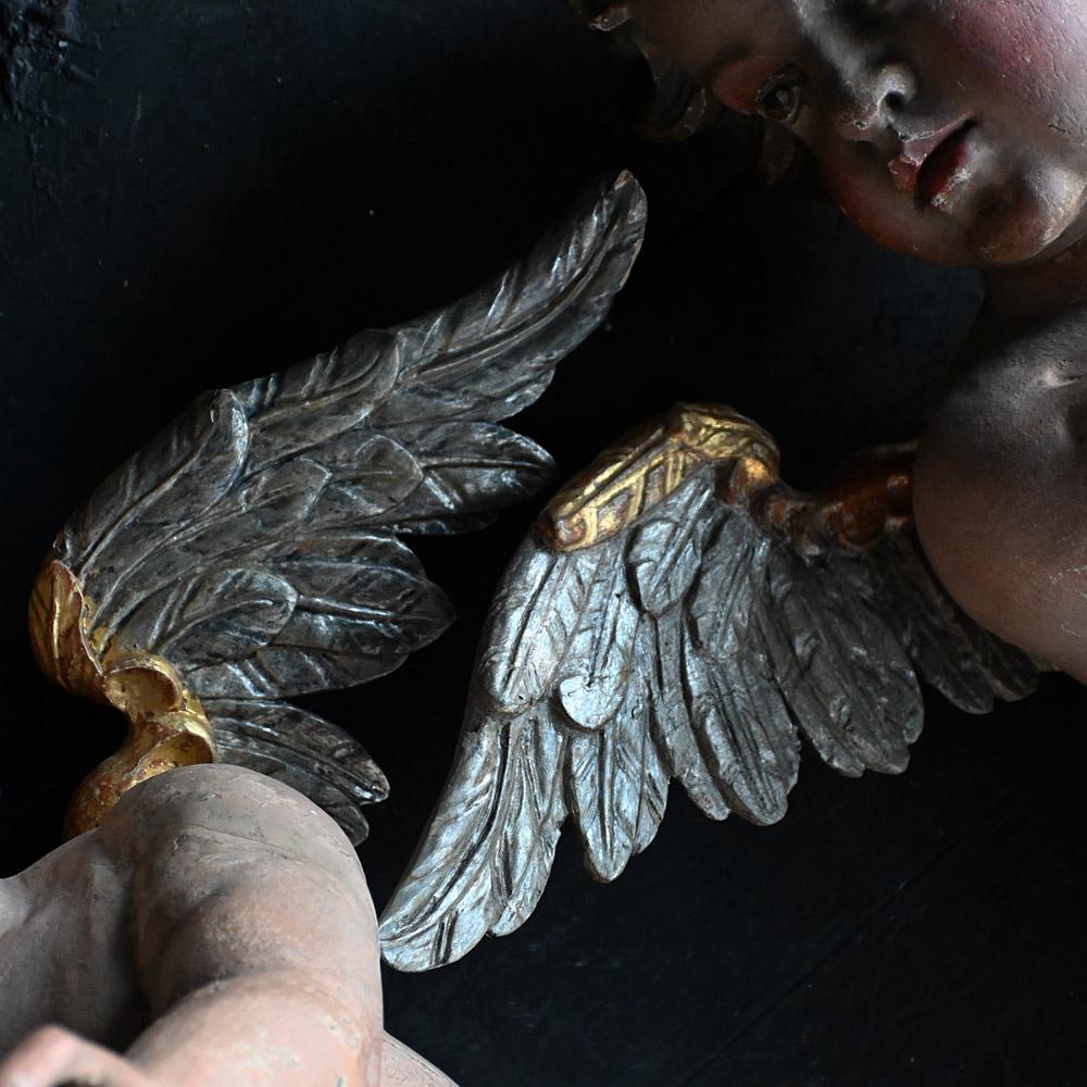 Anges italiens sculptés à la main au début du 19e siècle en vente 1