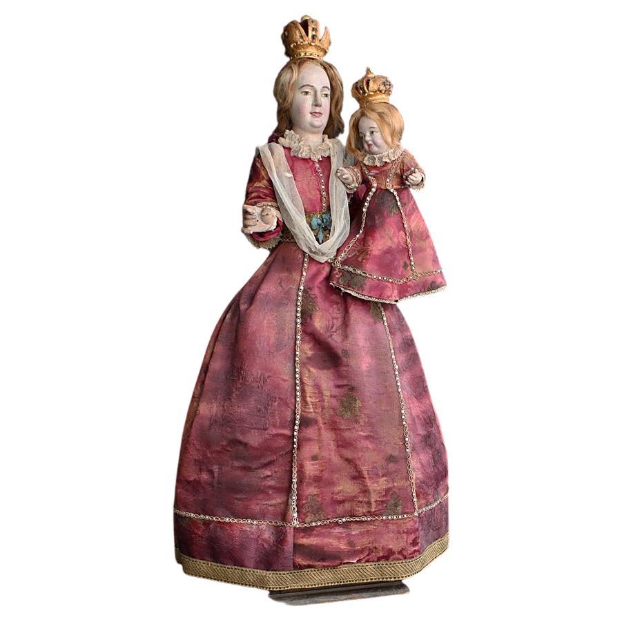Figurine religieuse du début du 19e siècle, sculptée à la main, représentant la Madonna & Child Santos  