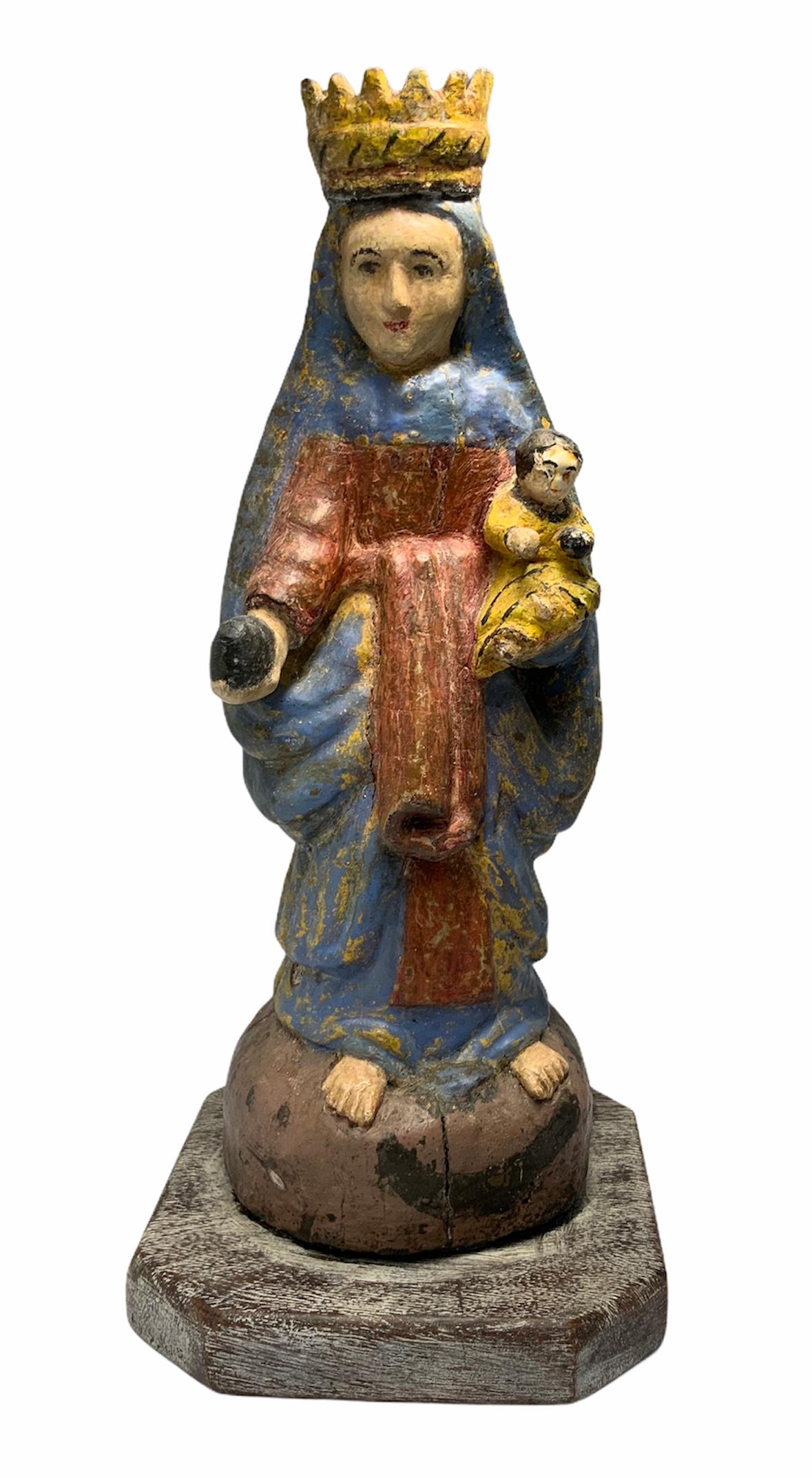 Early 19th Century Hand Carved Wood Sculpture of Virgen de Carmen Santo For Sale 2