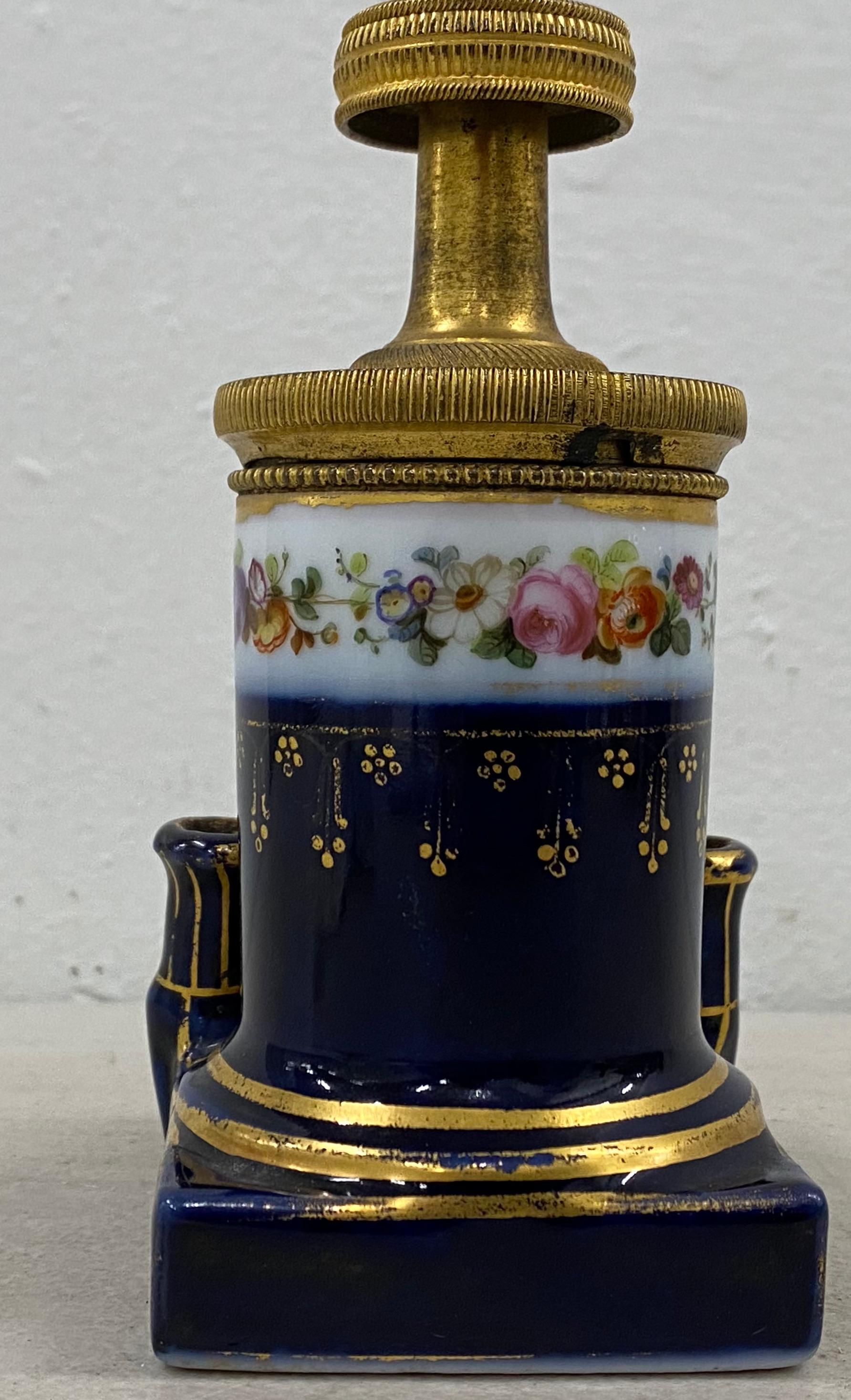 French Early 19th Century Hand Painted Porcelain & Brass Inkwell, Paris, 1839 For Sale