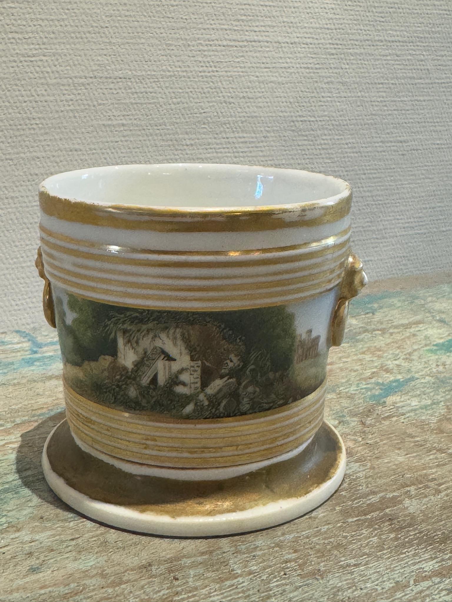 Cachepot in porcellana dipinto a mano dell'inizio del XIX secolo attribuito alla fabbrica Tucker in vendita 2
