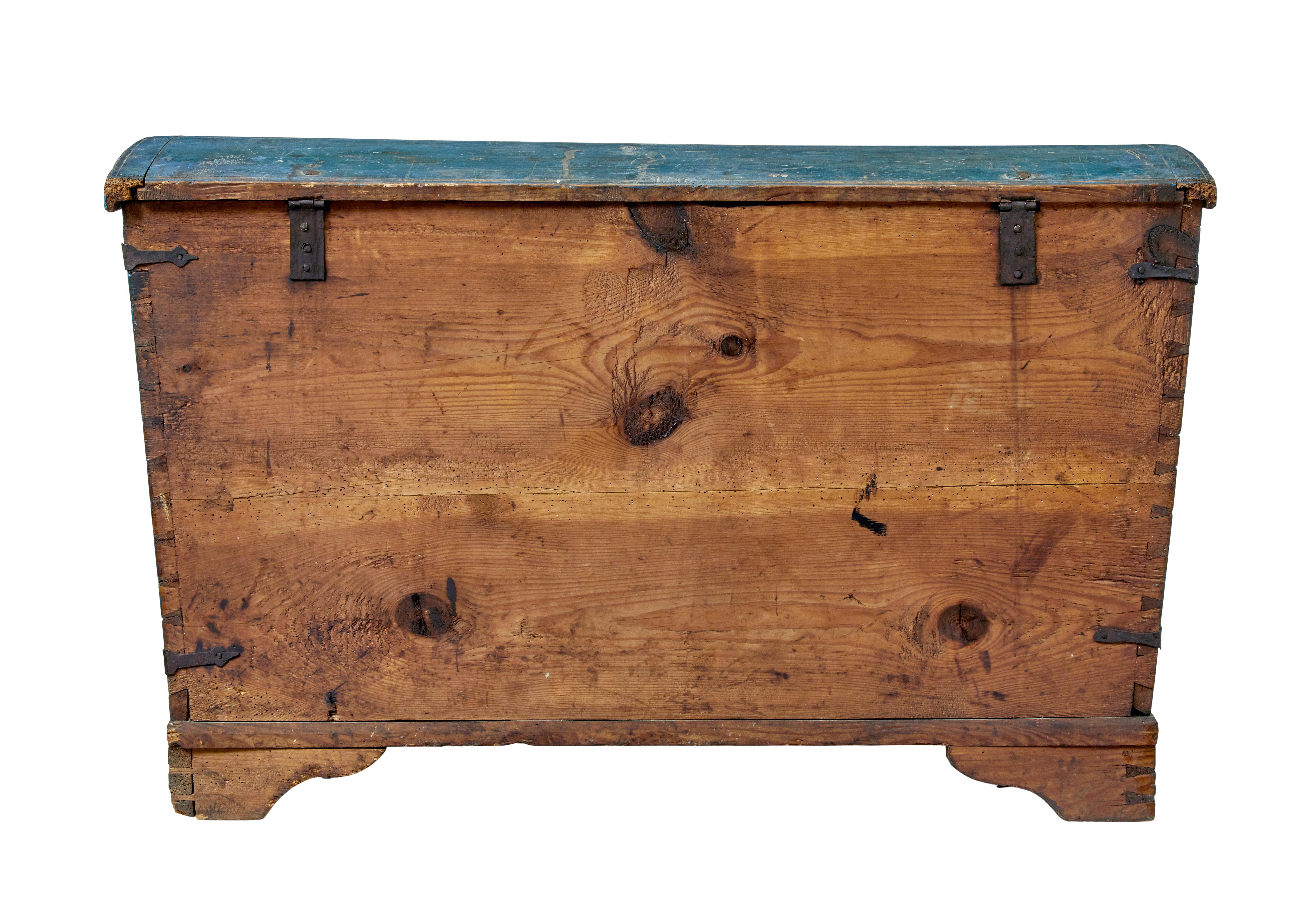 Early 19th century hand painted Swedish folk art coffer 1