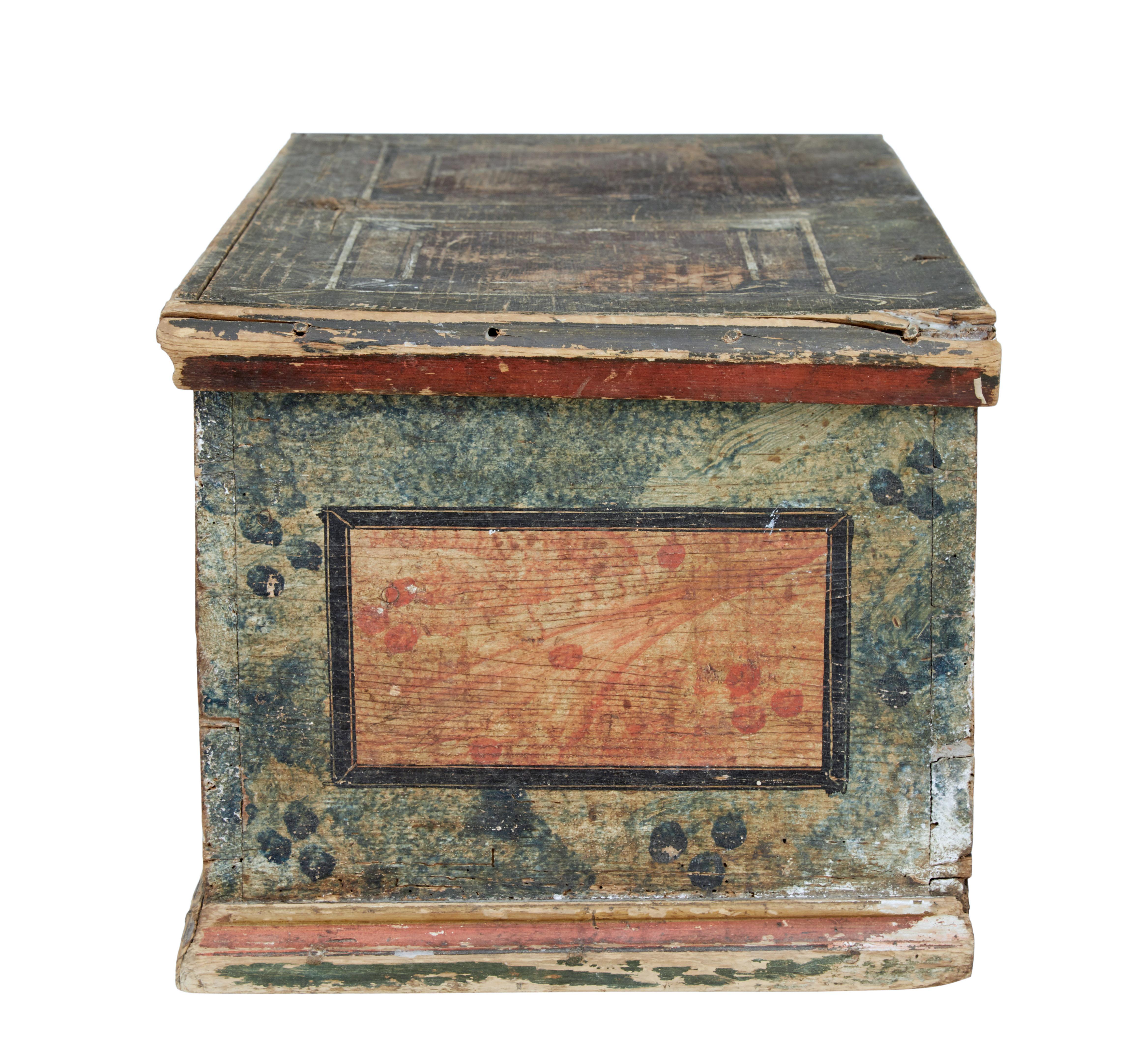 Hand-Painted Early 19th Century Hand Painted Swedish Folk Art Pine Box