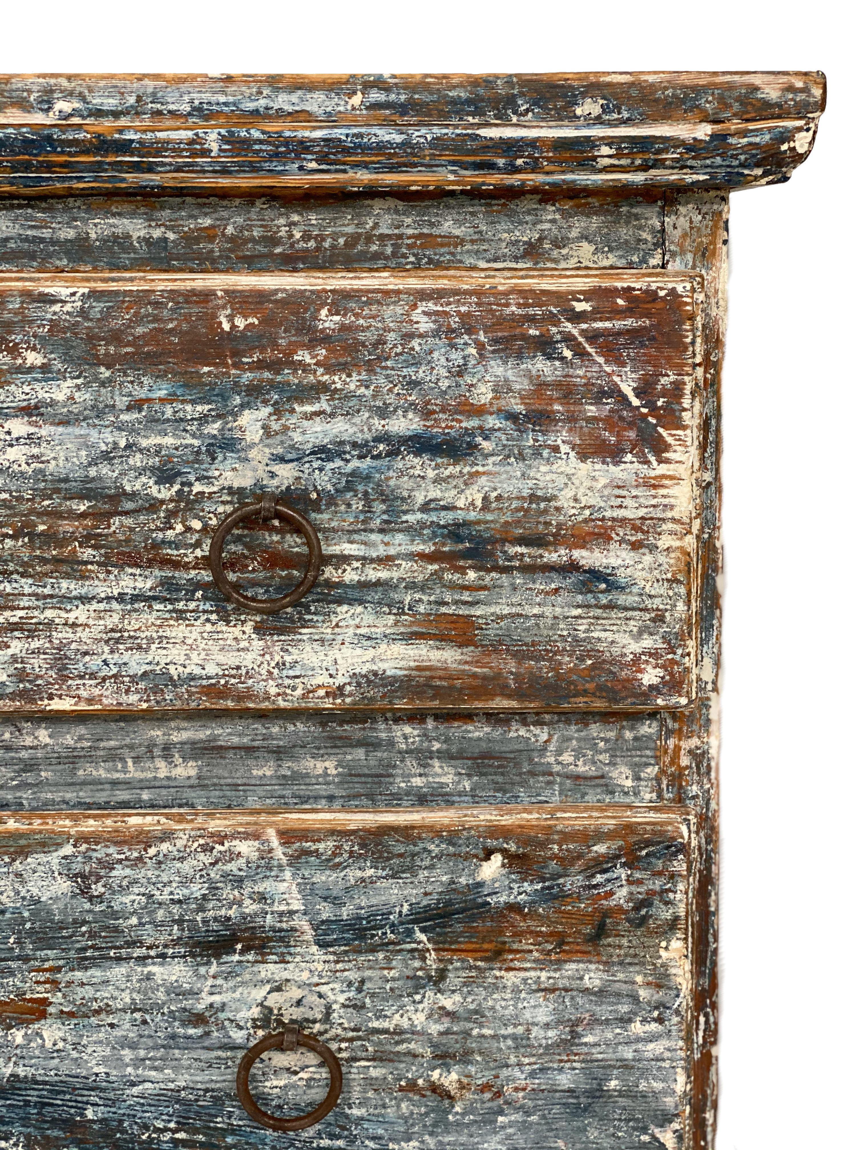 Hand-Painted Early 19th Century Handscraped Swedish Blue Chest of Drawers/Commode