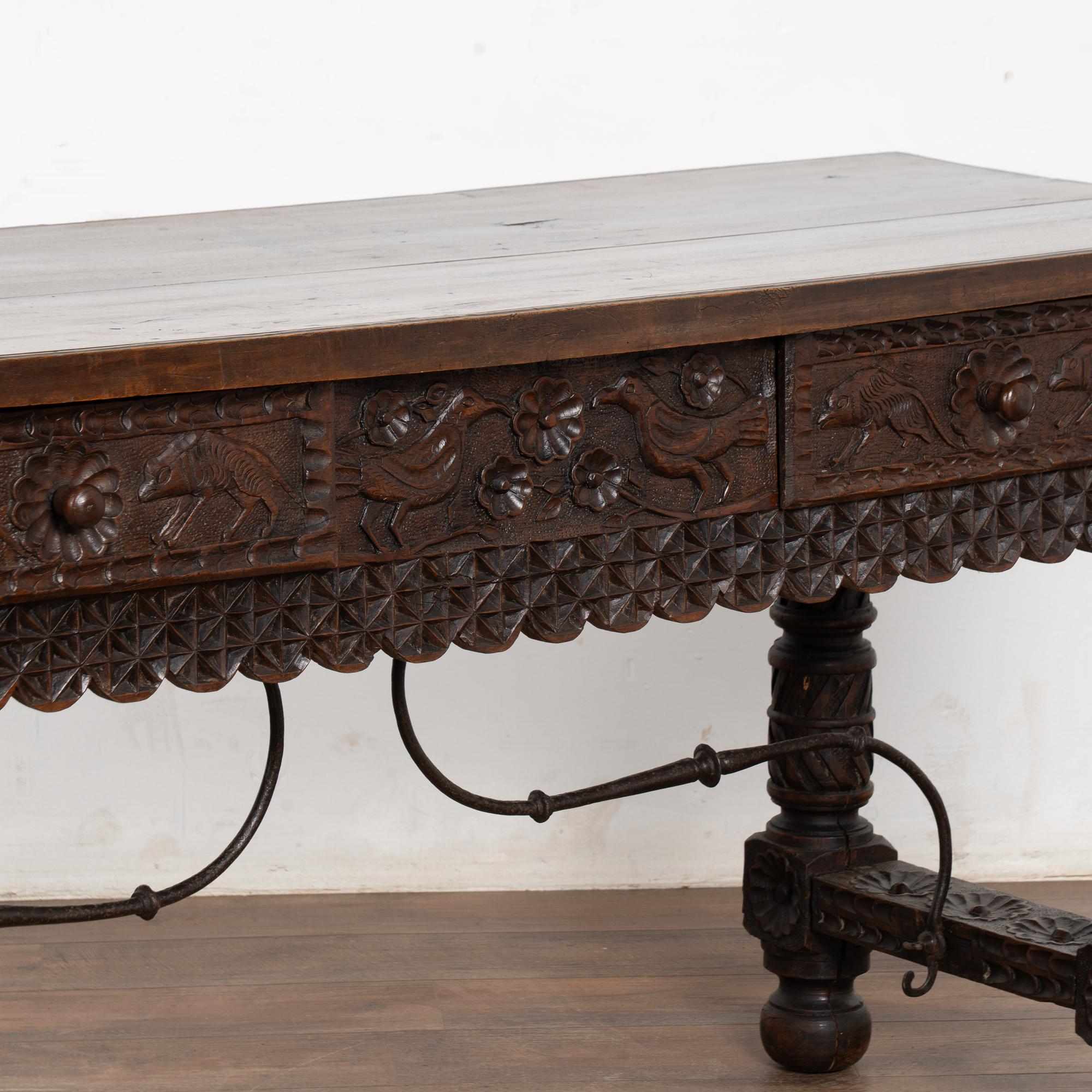 Early 19th Century Highly Carved Walnut Console with Drawers, Spain For Sale 4